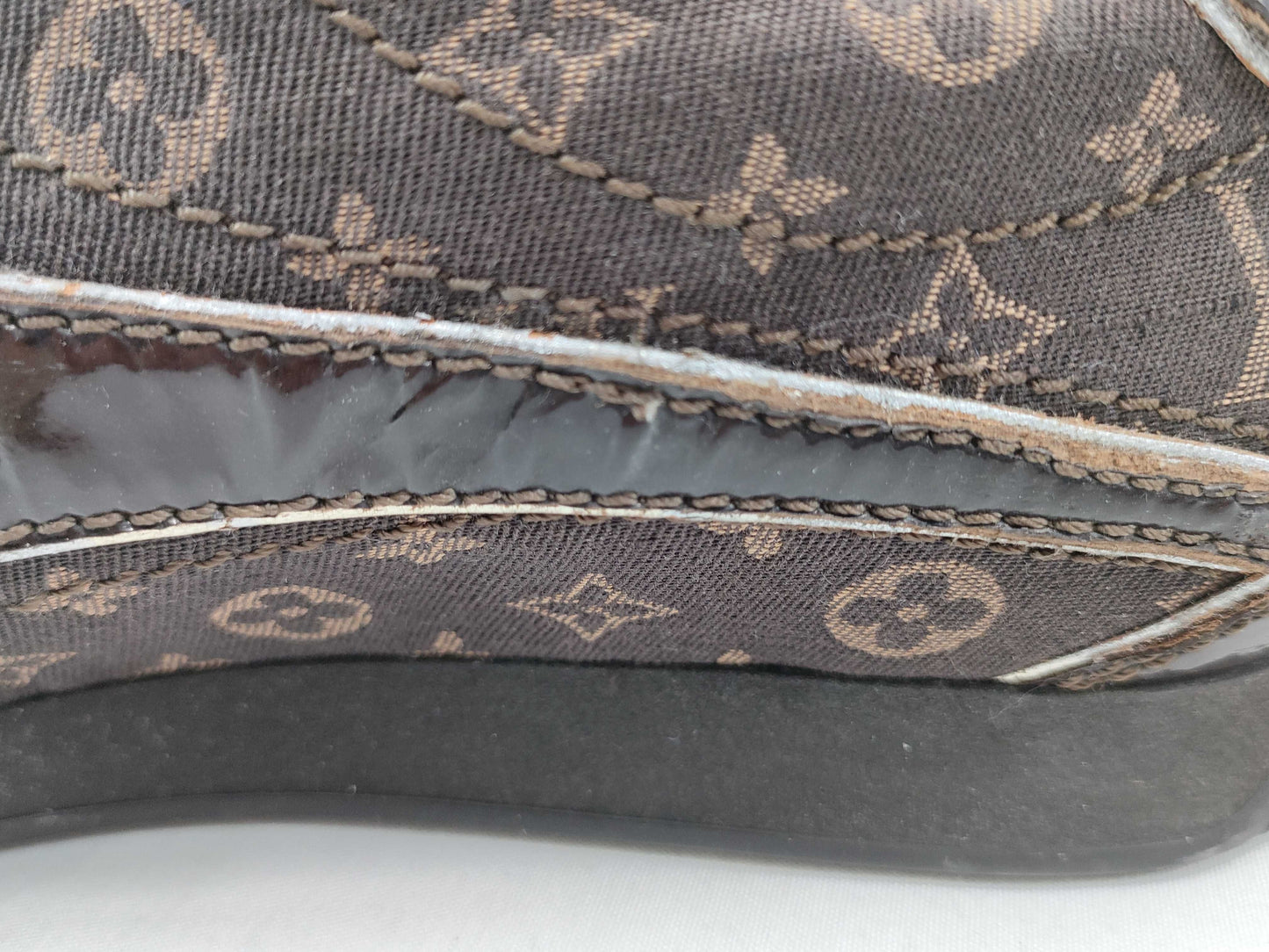 LOUIS VUITTON Enamel Monogram Low-Cut Sneakers, Size 22.5cm