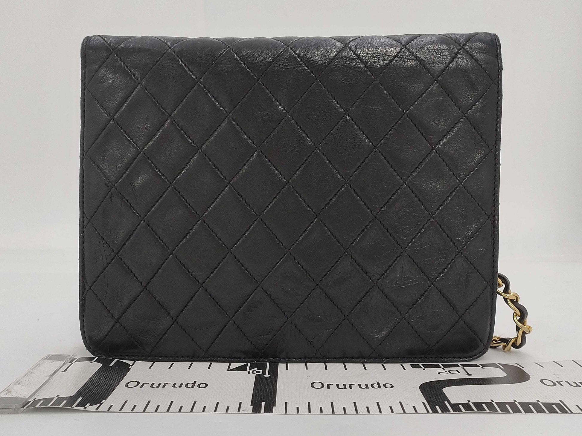 CHANEL Matelasse Lambskin Shoulder Bag