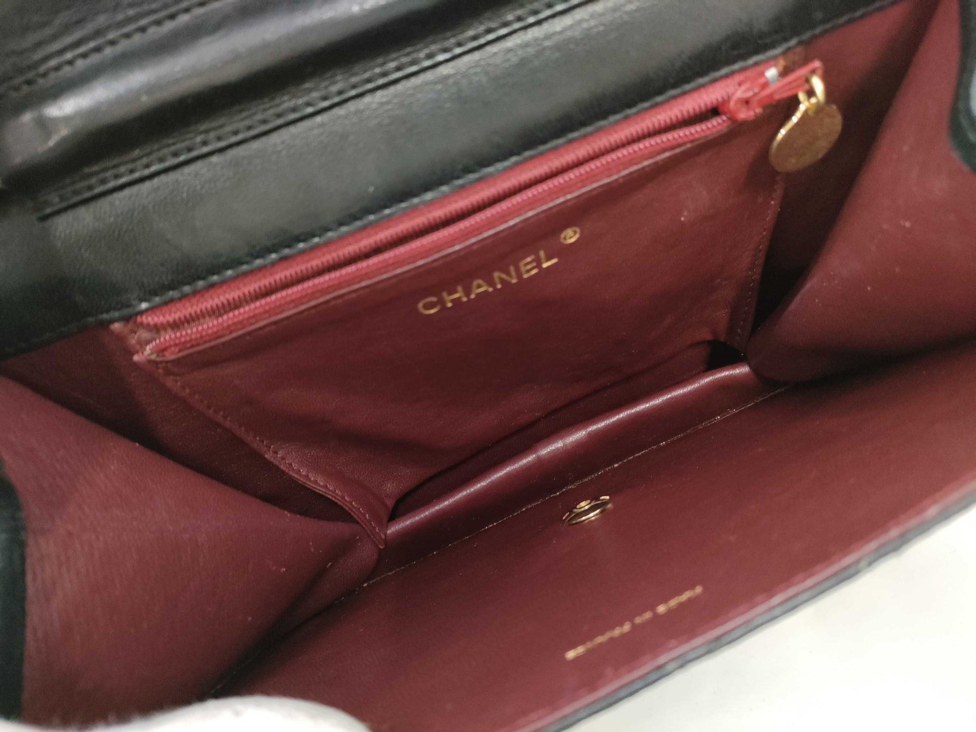 CHANEL Matelasse Lambskin Shoulder Bag