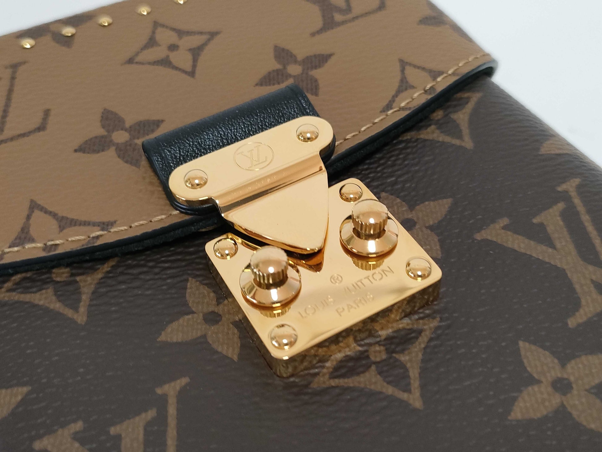 LOUIS VUITTON RFID Verified, Serial Unconfirmed, Monogram Louis Vuitton Monogram Reverse Camera Box Handbag
