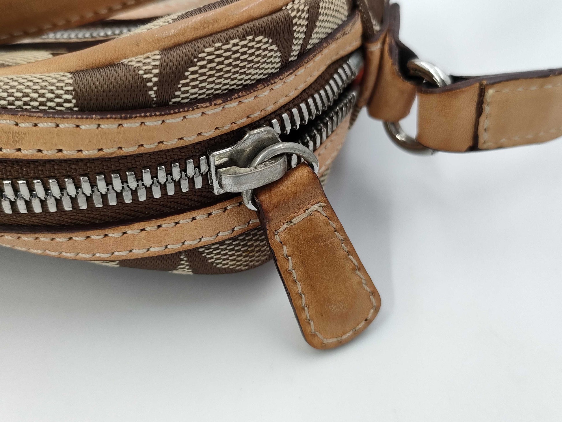 COACH Coach Signature Shoulder Bag 6616 Bag