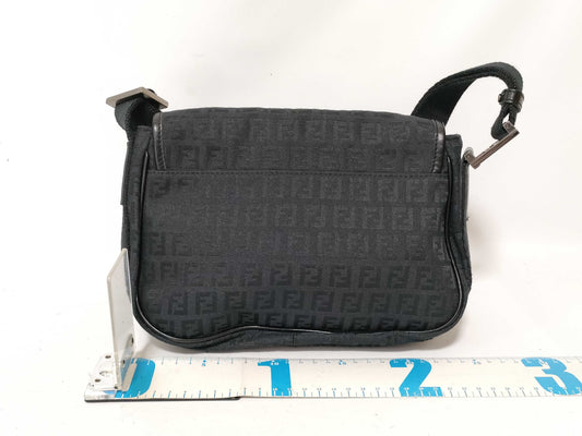 FENDI Zucca pattern Zucchino shoulder bag in black canvas and leather, 8BR320
