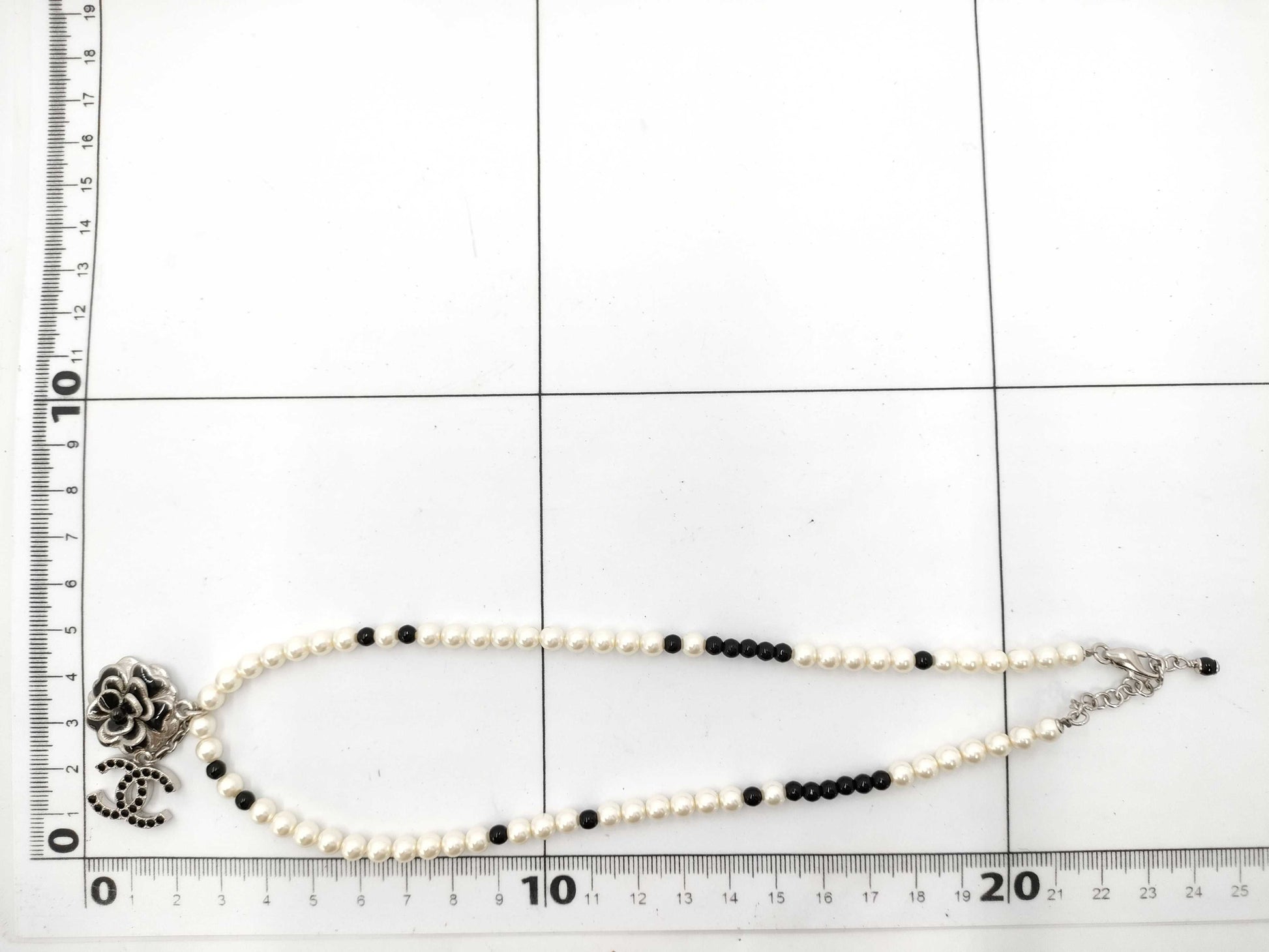 CHANEL Pearl 03C Necklace
