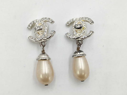 CHANEL Coco Mark Pearl 96A Earrings
