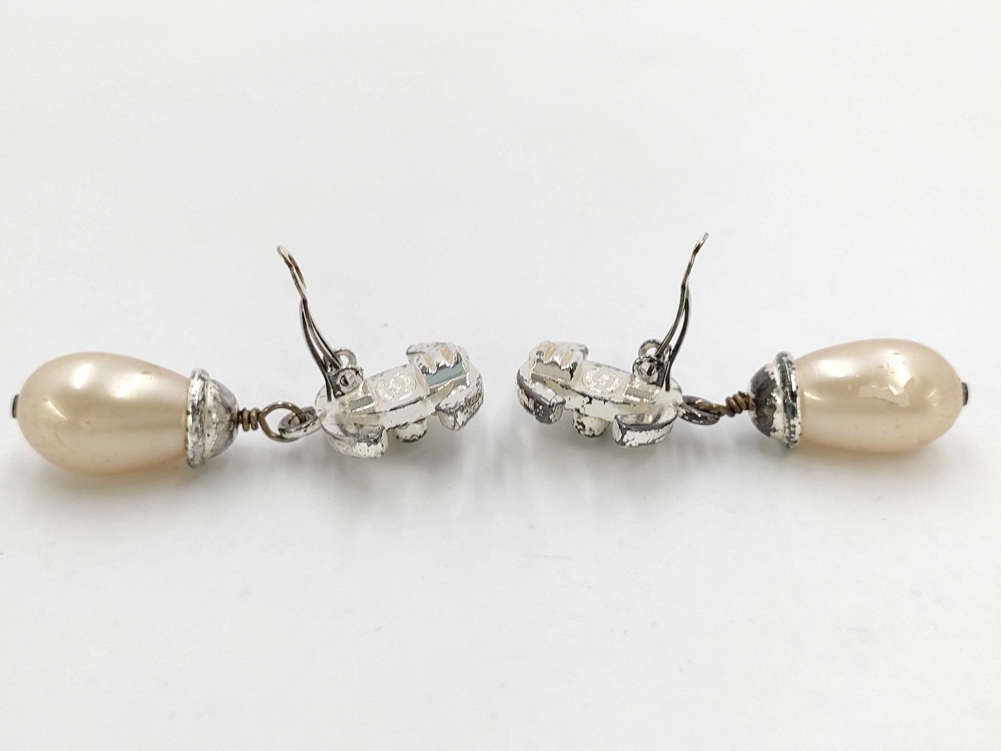 CHANEL Coco Mark Pearl 96A Earrings