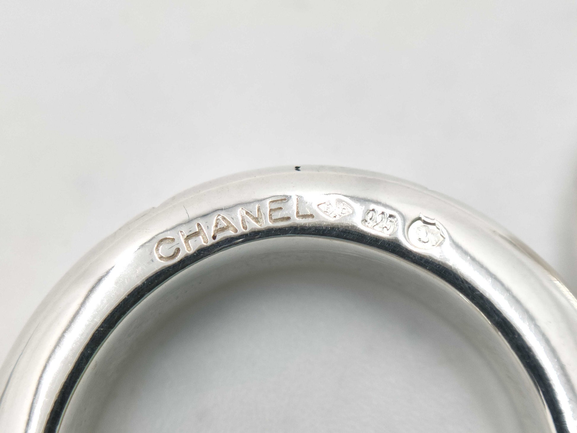 CHANEL Chanel logo triple ring