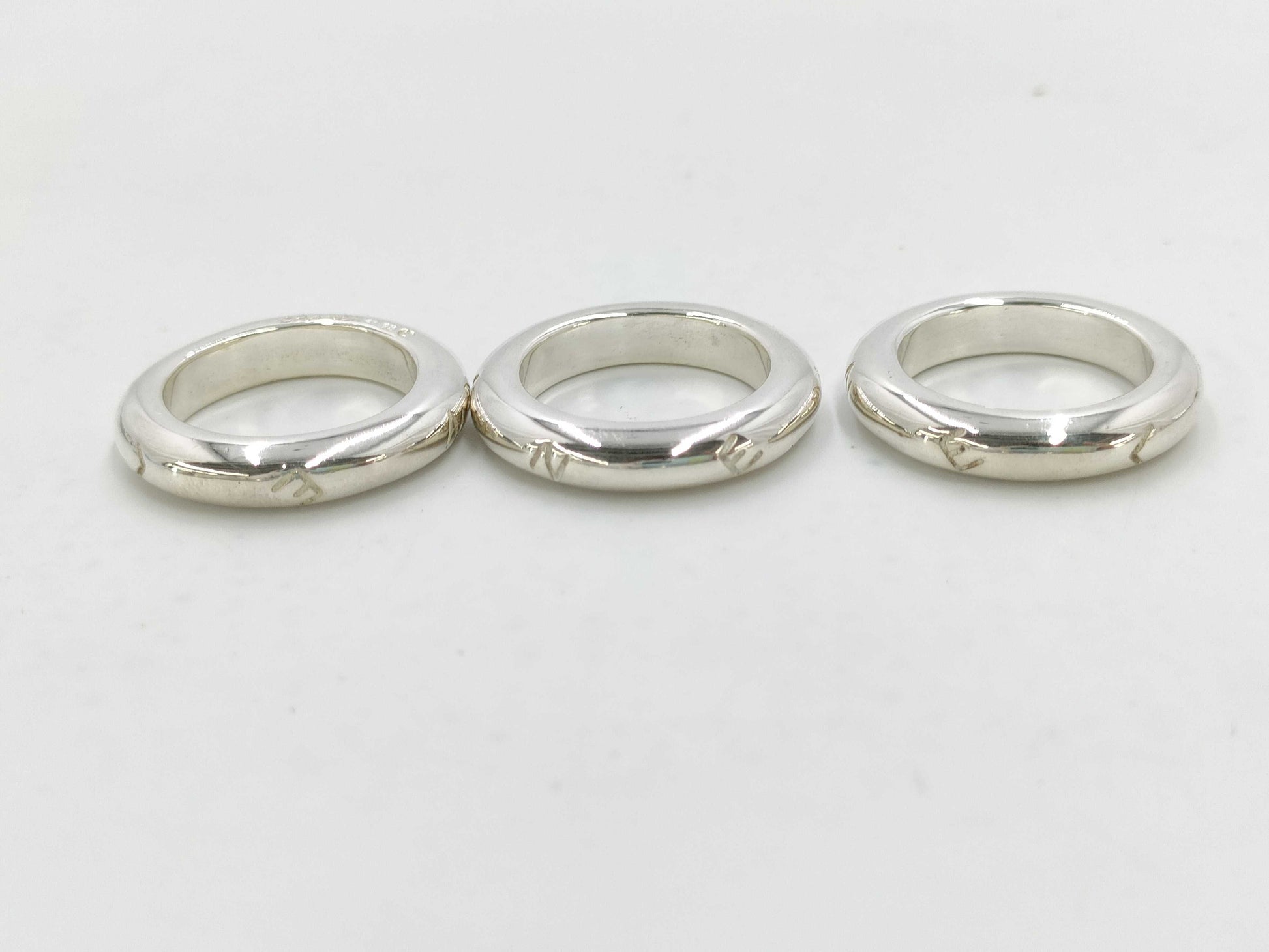 CHANEL Chanel logo triple ring