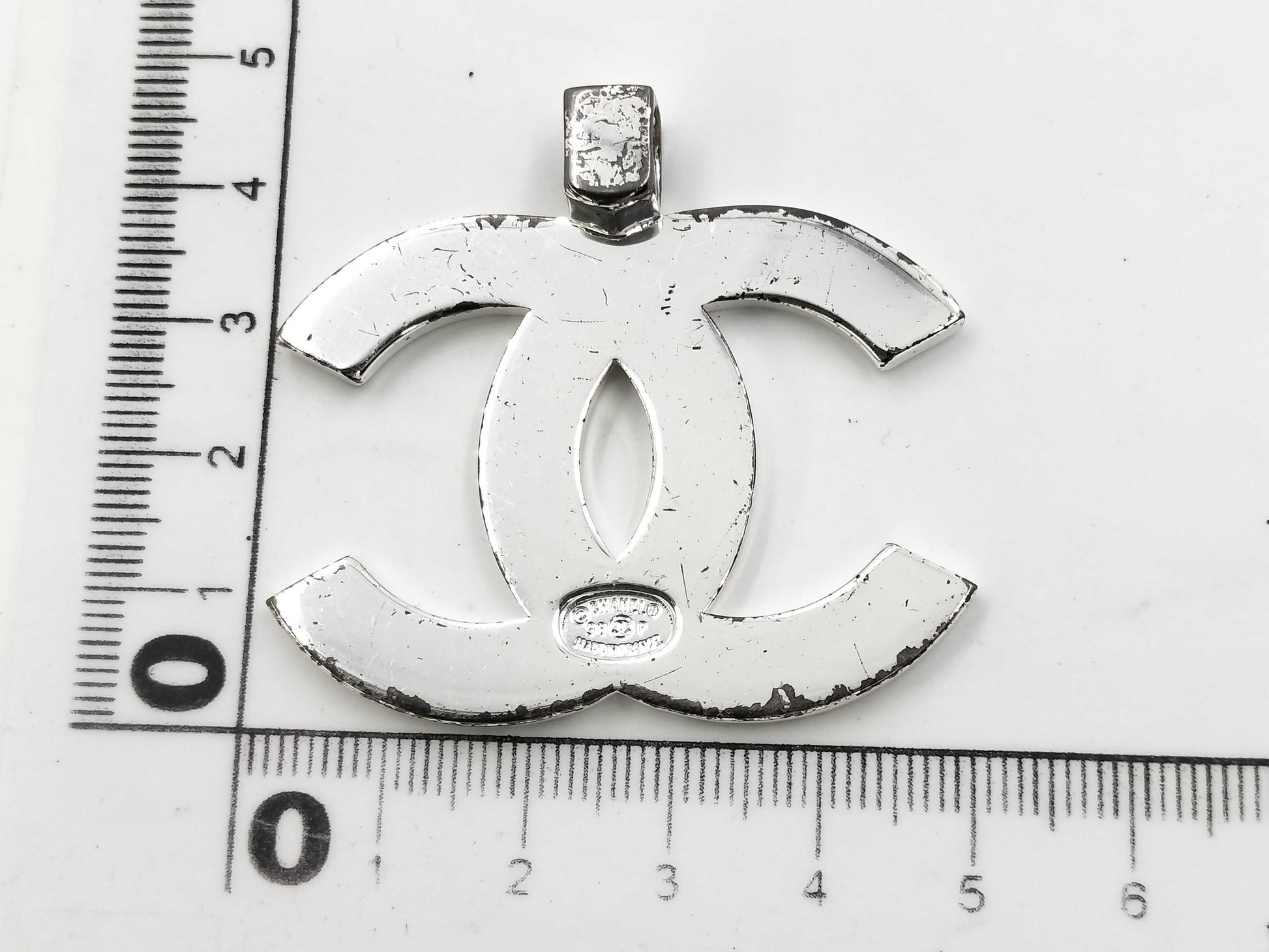 CHANEL Coco Mark 98P Pendant Top