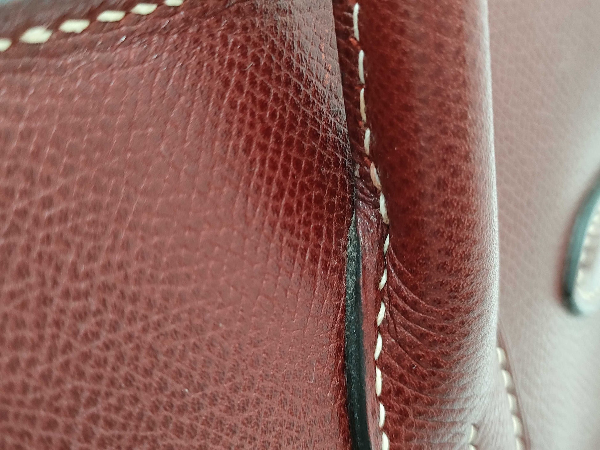 HERMES Birkin 30 Lise Bordeaux Handbag with E Stamp and Silver Hardware