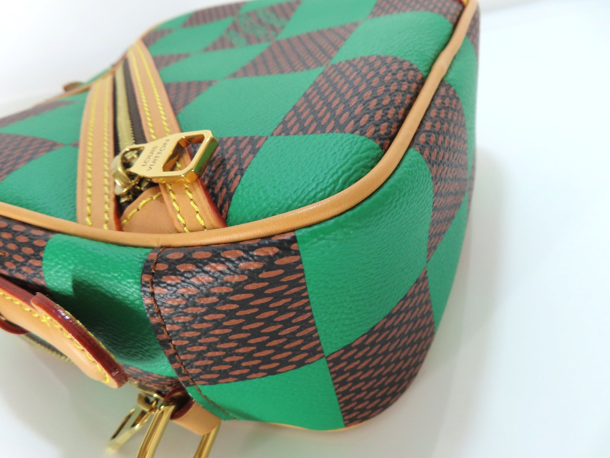 LOUIS VUITTON RFID Verified Damier Pop Chess Messenger Bag N40563 RFID Shoulder Bag