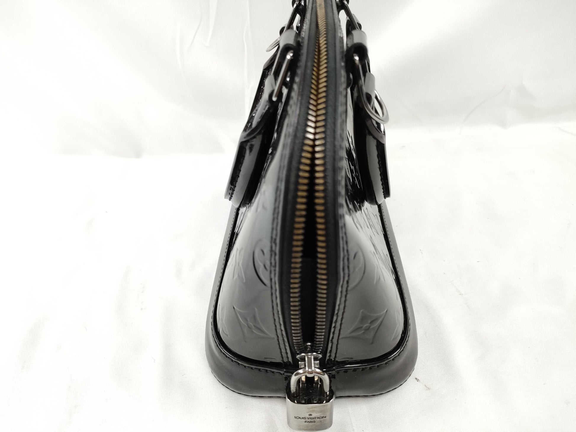 LOUIS VUITTON FL 5103 RFID Unverified Vernis Louis Vuitton Alma BB Handbag