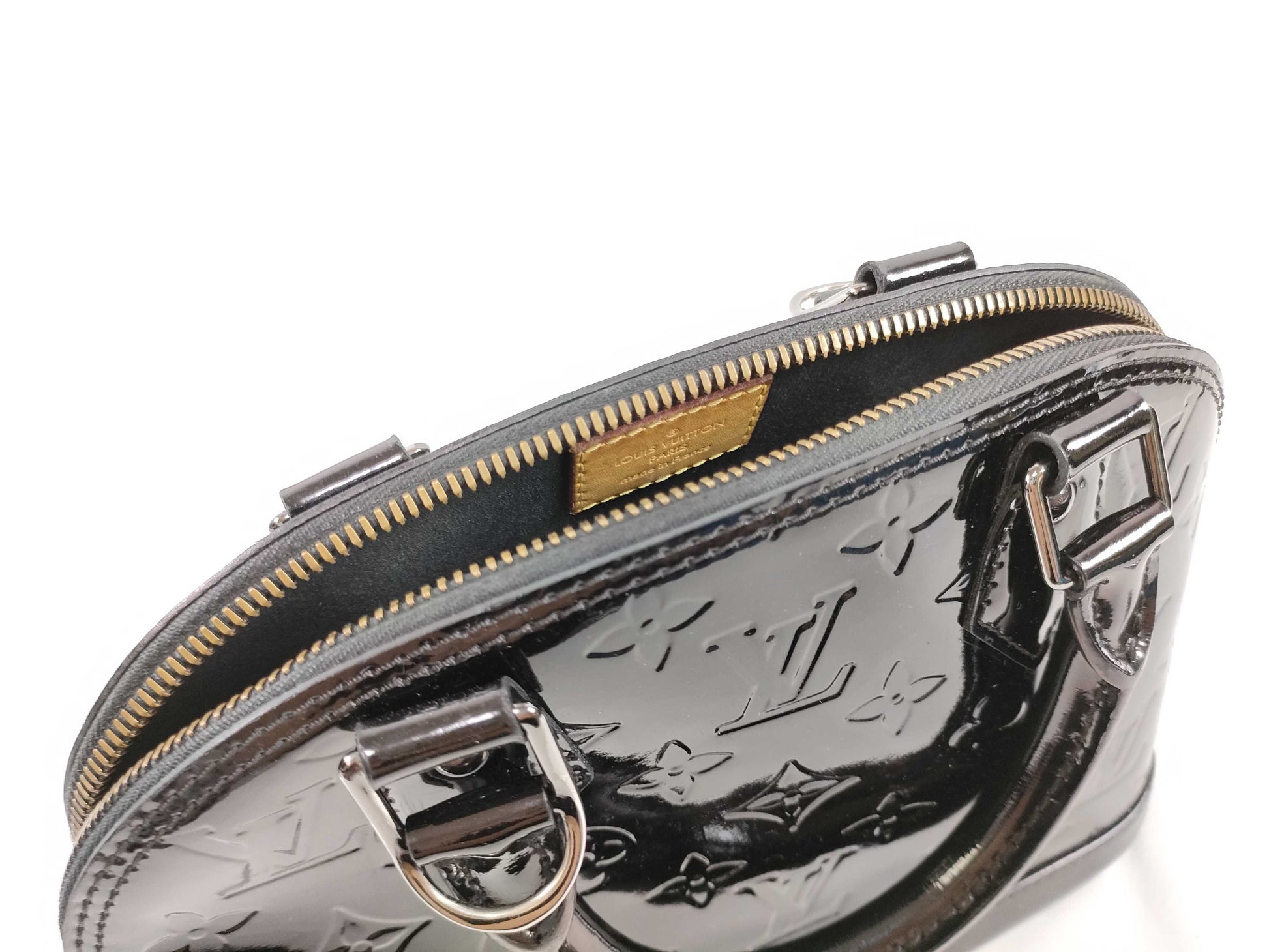LOUIS VUITTON FL 5103 RFID Unverified Vernis Louis Vuitton Alma BB Handbag