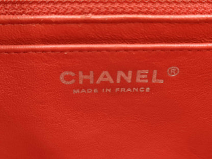 CHANEL shoulder bag