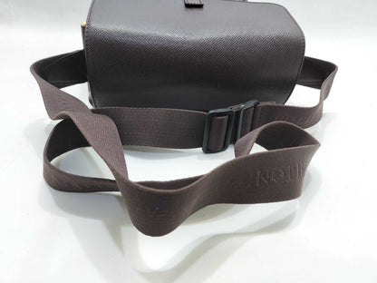 LOUIS VUITTON SP 1003 Taiga Louis Vuitton Shoulder Bag