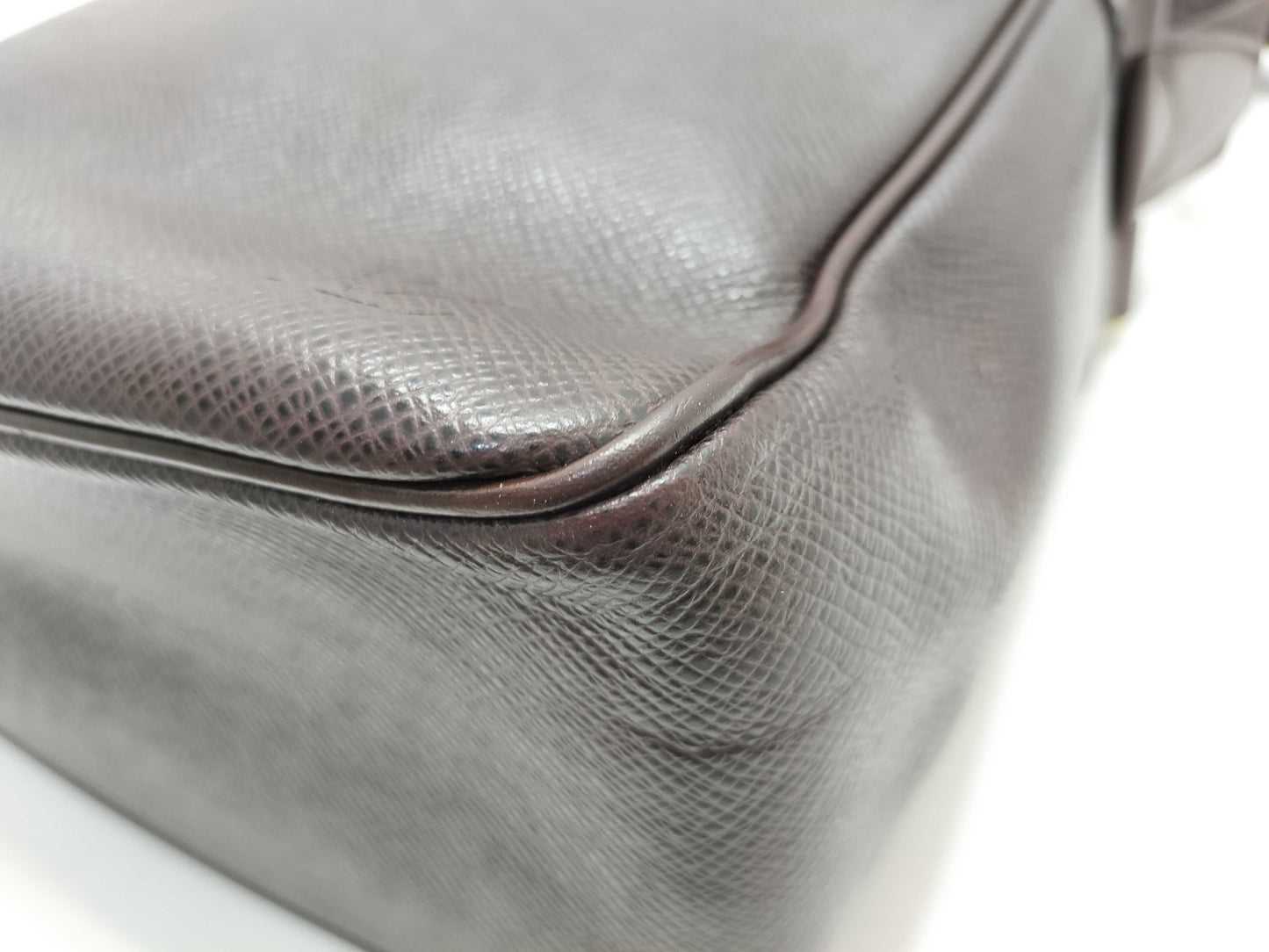LOUIS VUITTON SP 1003 Taiga Louis Vuitton Shoulder Bag