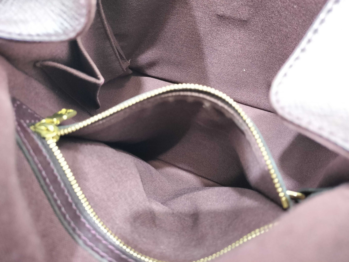 LOUIS VUITTON SP 1003 Taiga Louis Vuitton Shoulder Bag