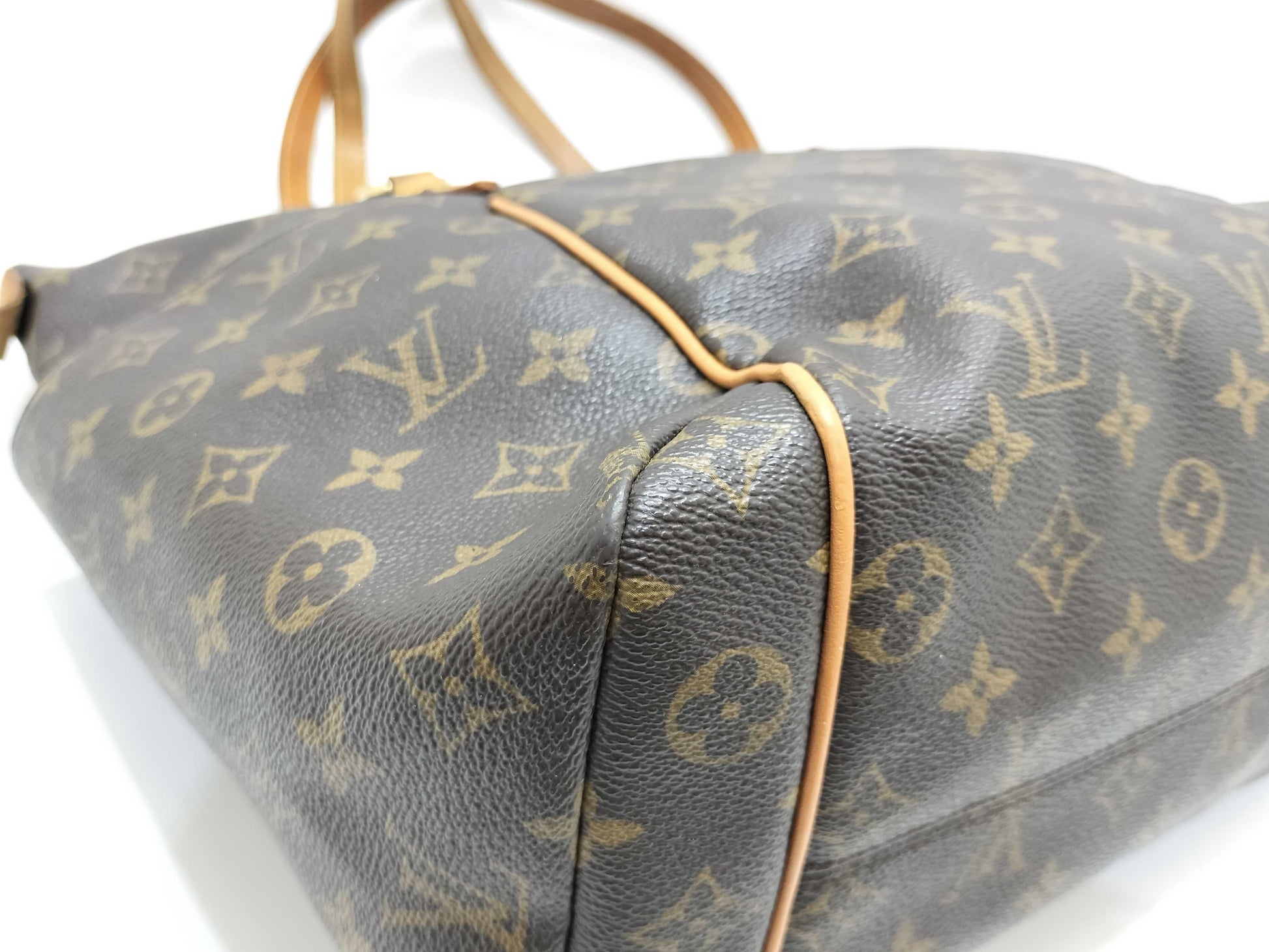 LOUIS VUITTON MB 2089 Monogram Louis Vuitton Handbag Tote Bag