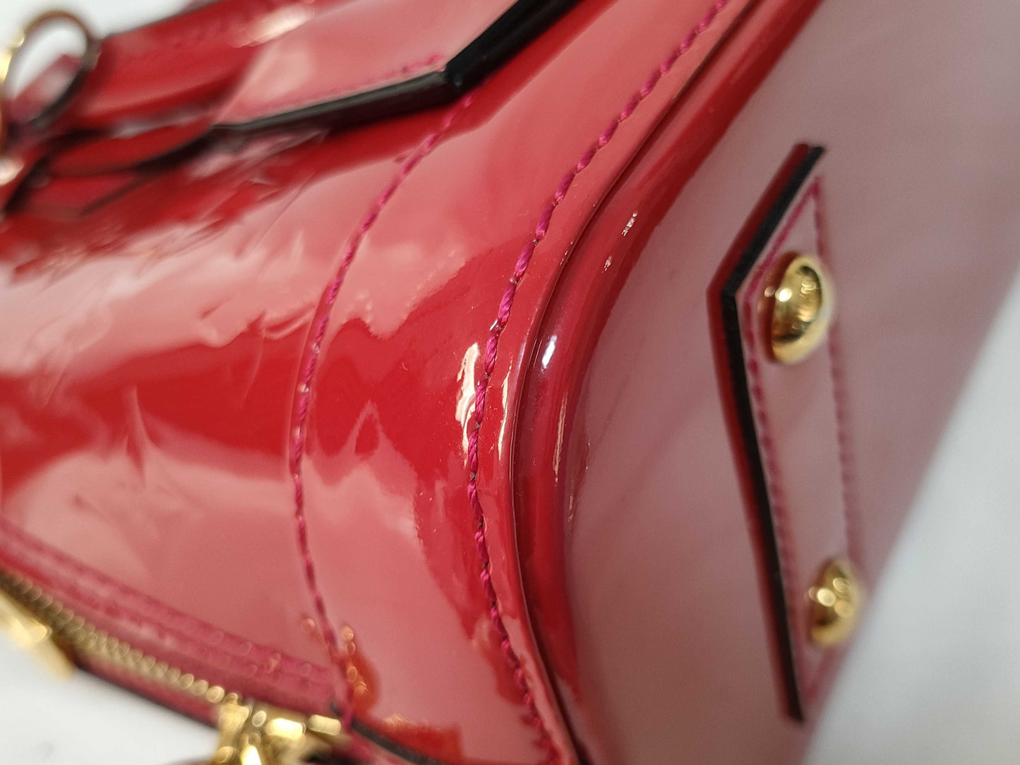 LOUIS VUITTON MI 0134 RFID Unverified Vernis Louis Vuitton Alma BB Handbag