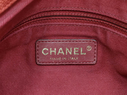 CHANEL shoulder bag