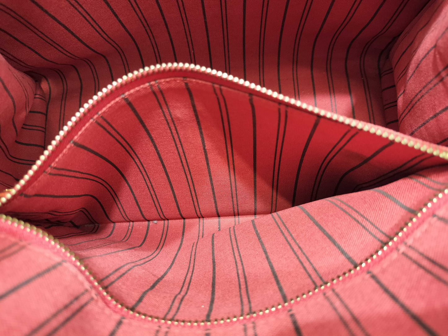 LOUIS VUITTON CA 1196 Monogram Empreinte Louis Vuitton Handbag