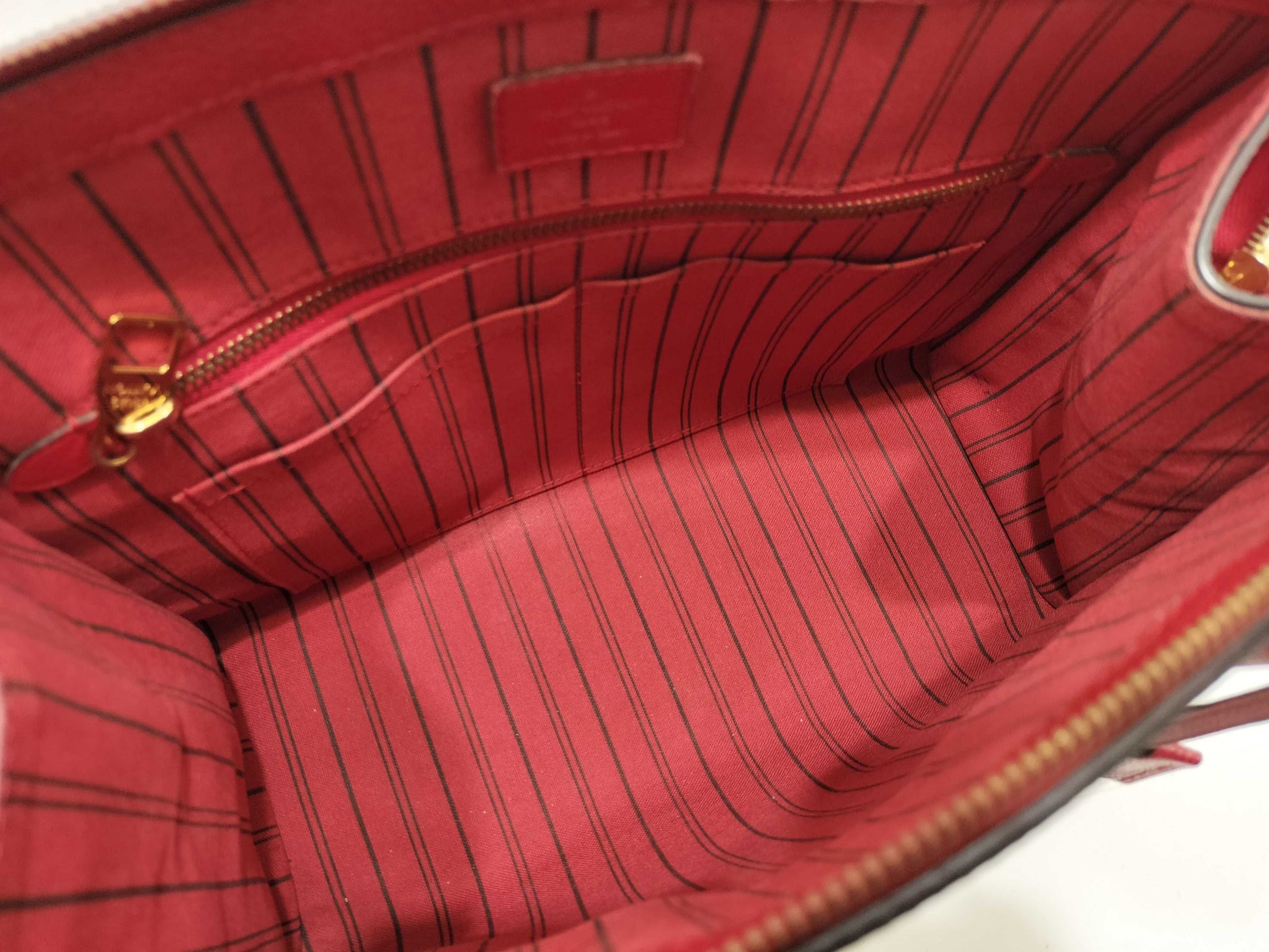 LOUIS VUITTON CA 1196 Monogram Empreinte Louis Vuitton Handbag