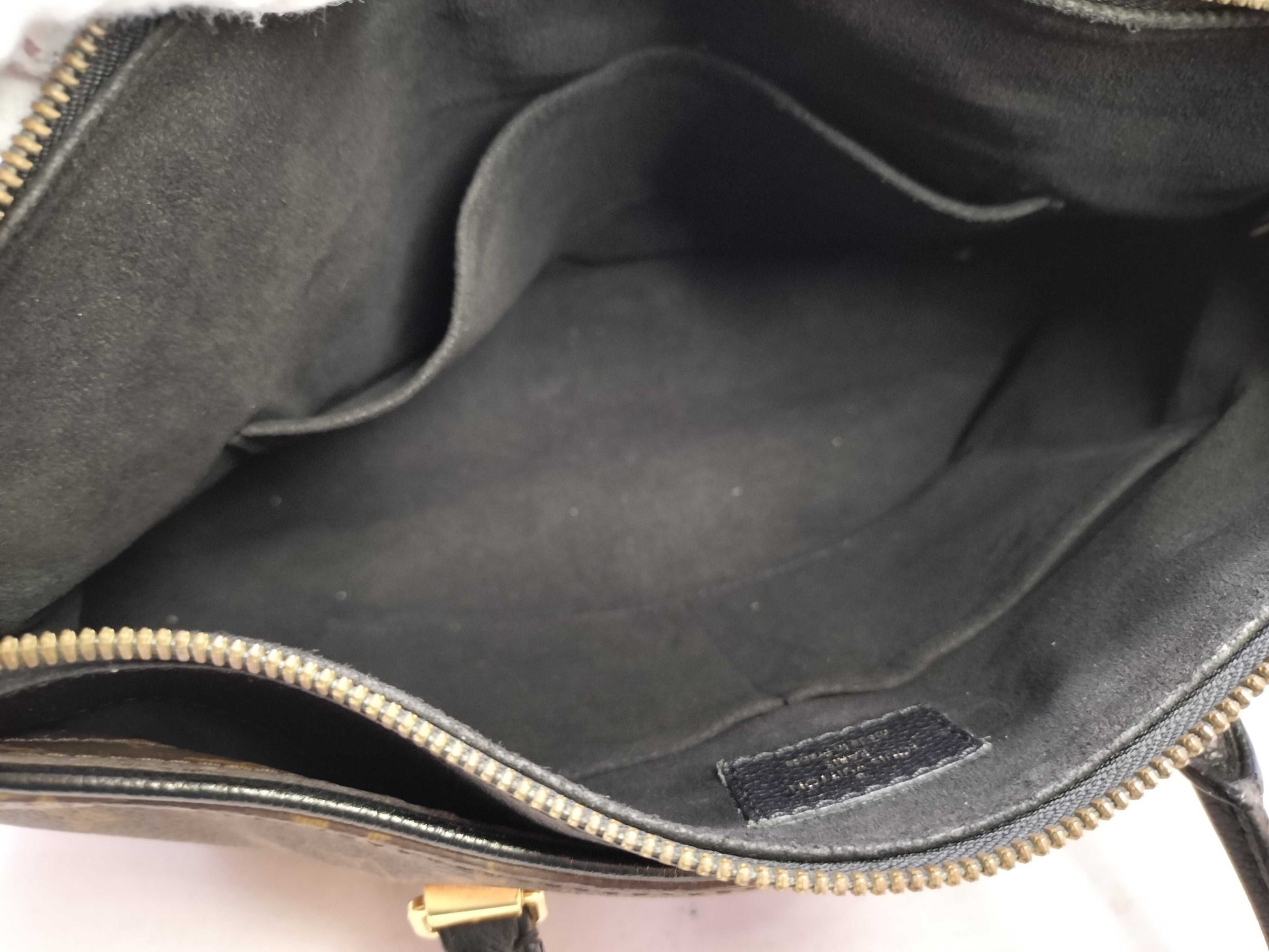 LOUIS VUITTON SN2138 Monogram Louis Vuitton Hand Shoulder Bag