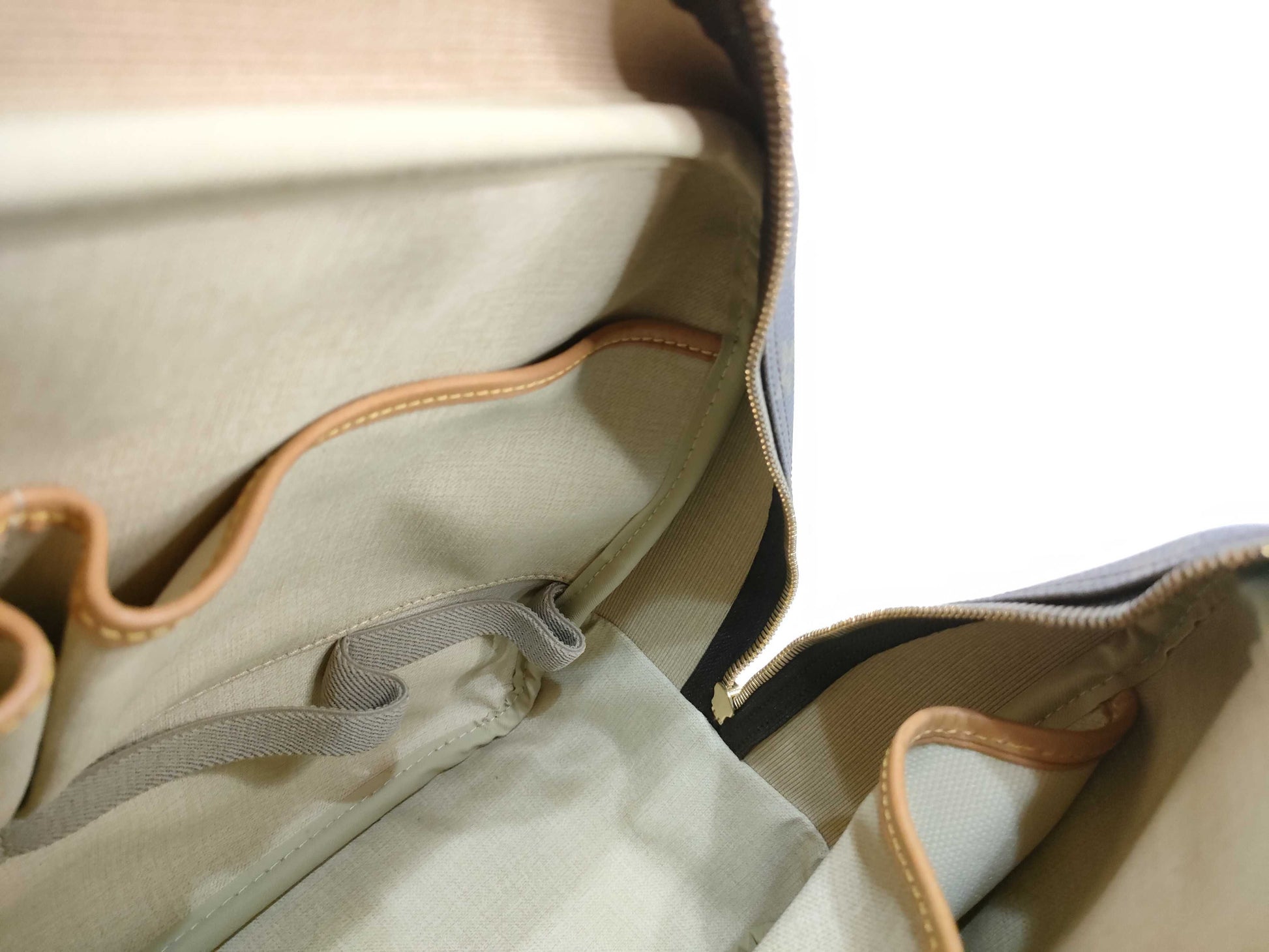 LOUIS VUITTON MB 1918 Monogram Louis Vuitton Handbag