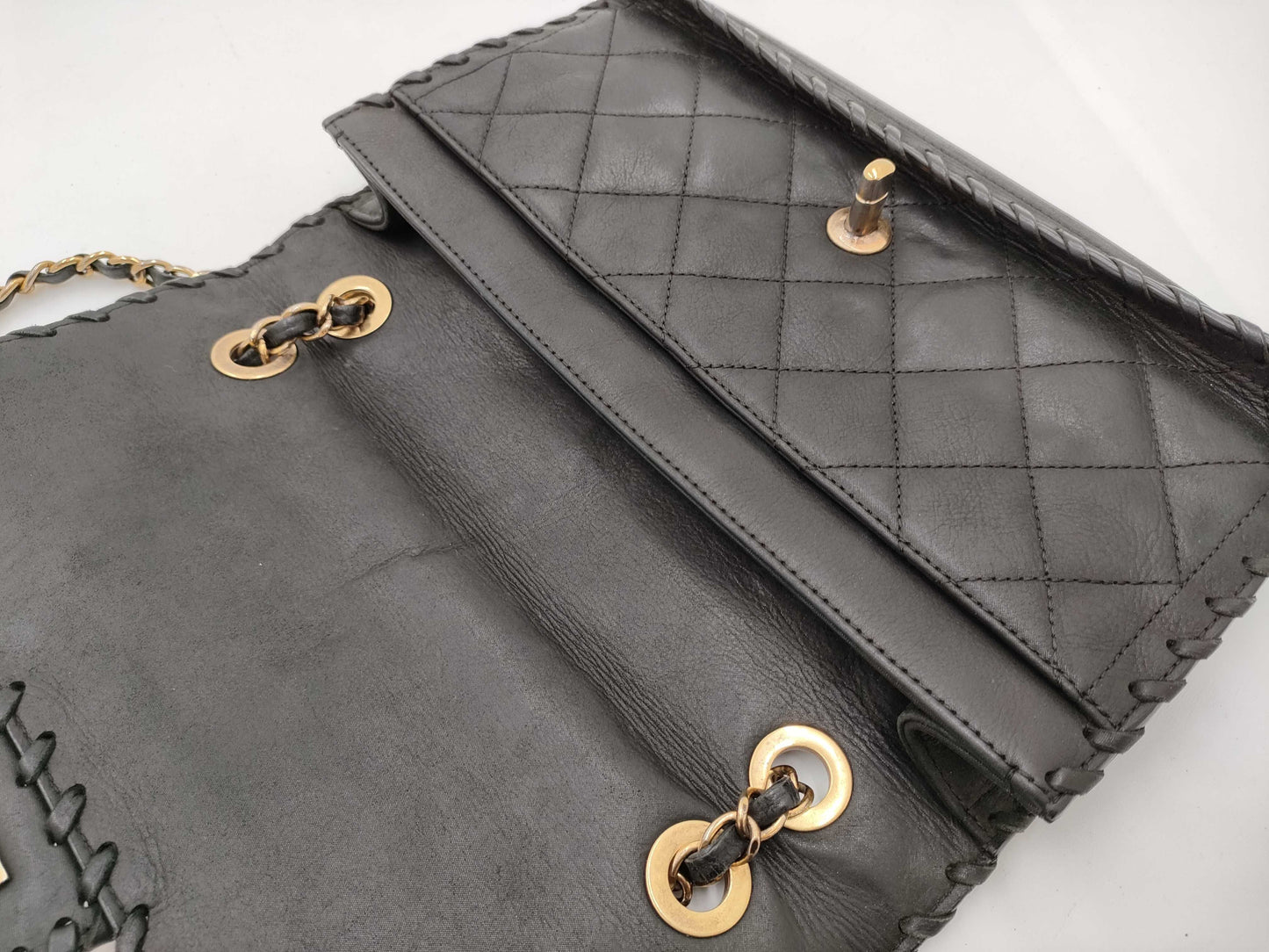 CHANEL Matelasse Shoulder Bag