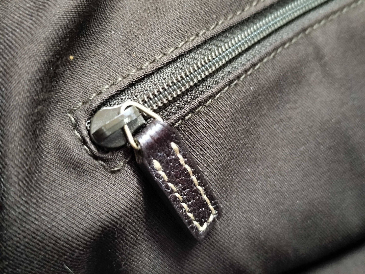 GUCCI GG Canvas Gucci Handbag Tote Bag