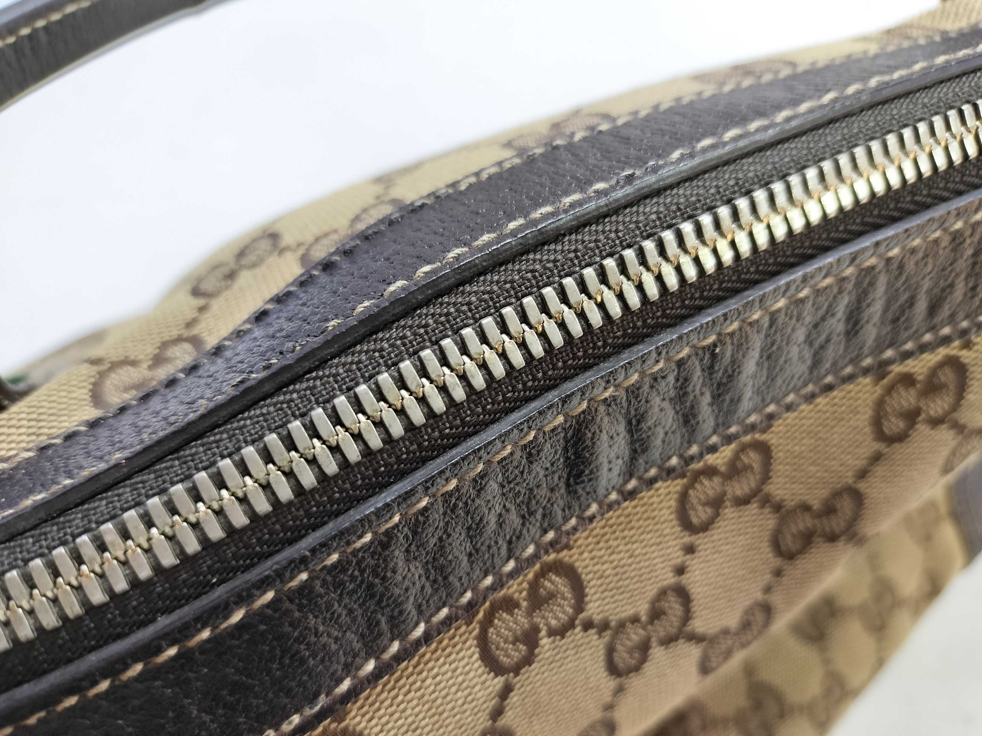GUCCI GG Canvas Gucci Handbag Tote Bag