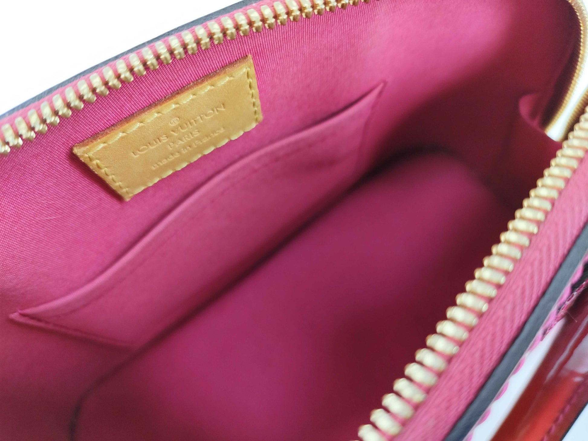 LOUIS VUITTON Vernis Louis Vuitton Alma BB Handbag with Serial Number