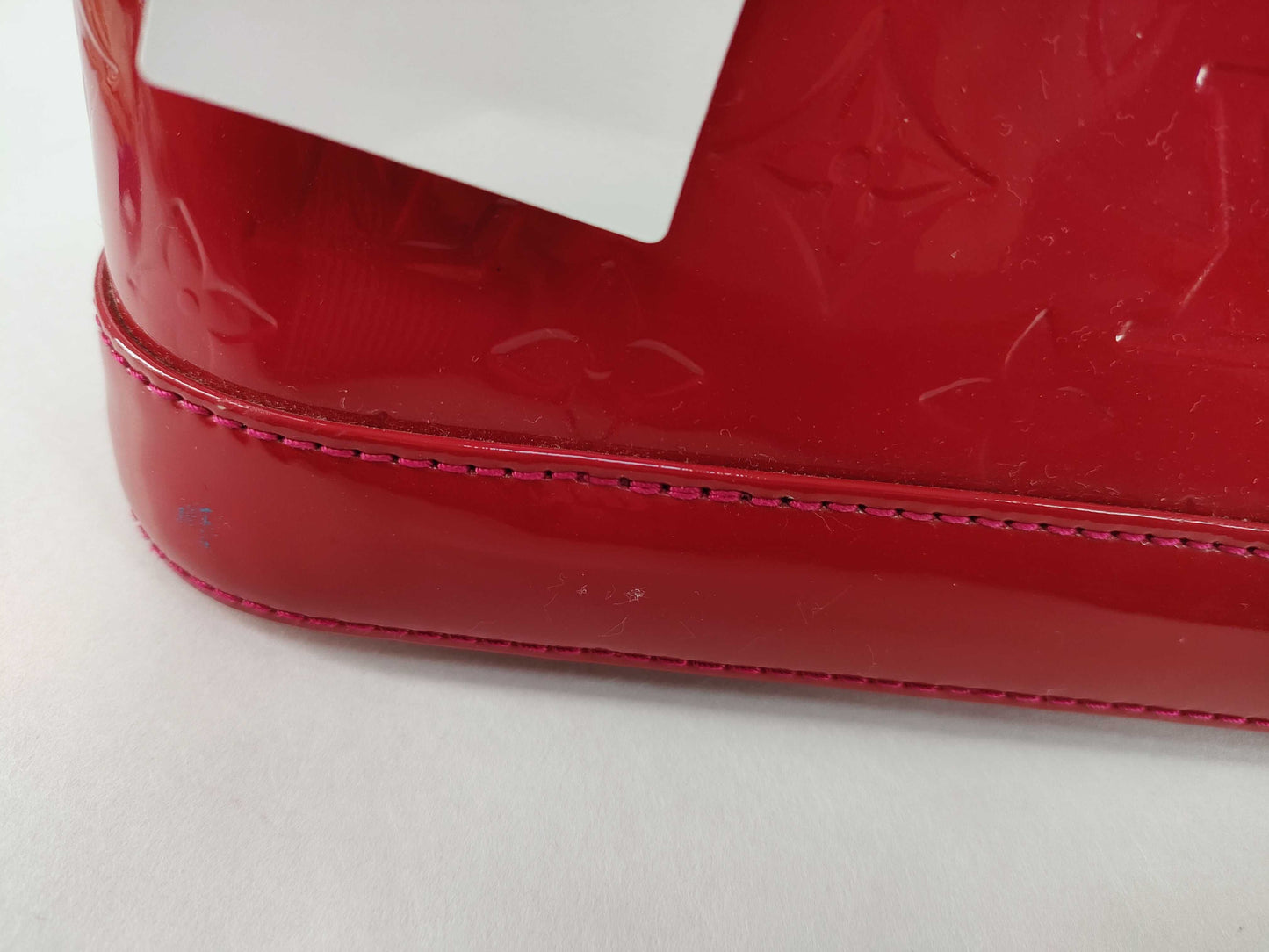 LOUIS VUITTON Vernis Louis Vuitton Alma BB Handbag with Serial Number