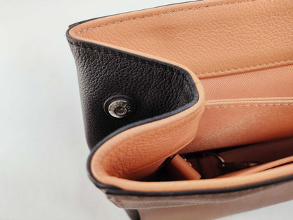 LOUIS VUITTON Unconfirmed Louis Vuitton Shoulder Bag Handbag