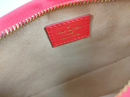 LOUIS VUITTON Unidentified Louis Vuitton Shoulder Bag Shoulder Bag