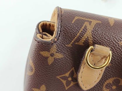 LOUIS VUITTON AR2189 Monogram Louis Vuitton Message Shoulder Bag Handbag