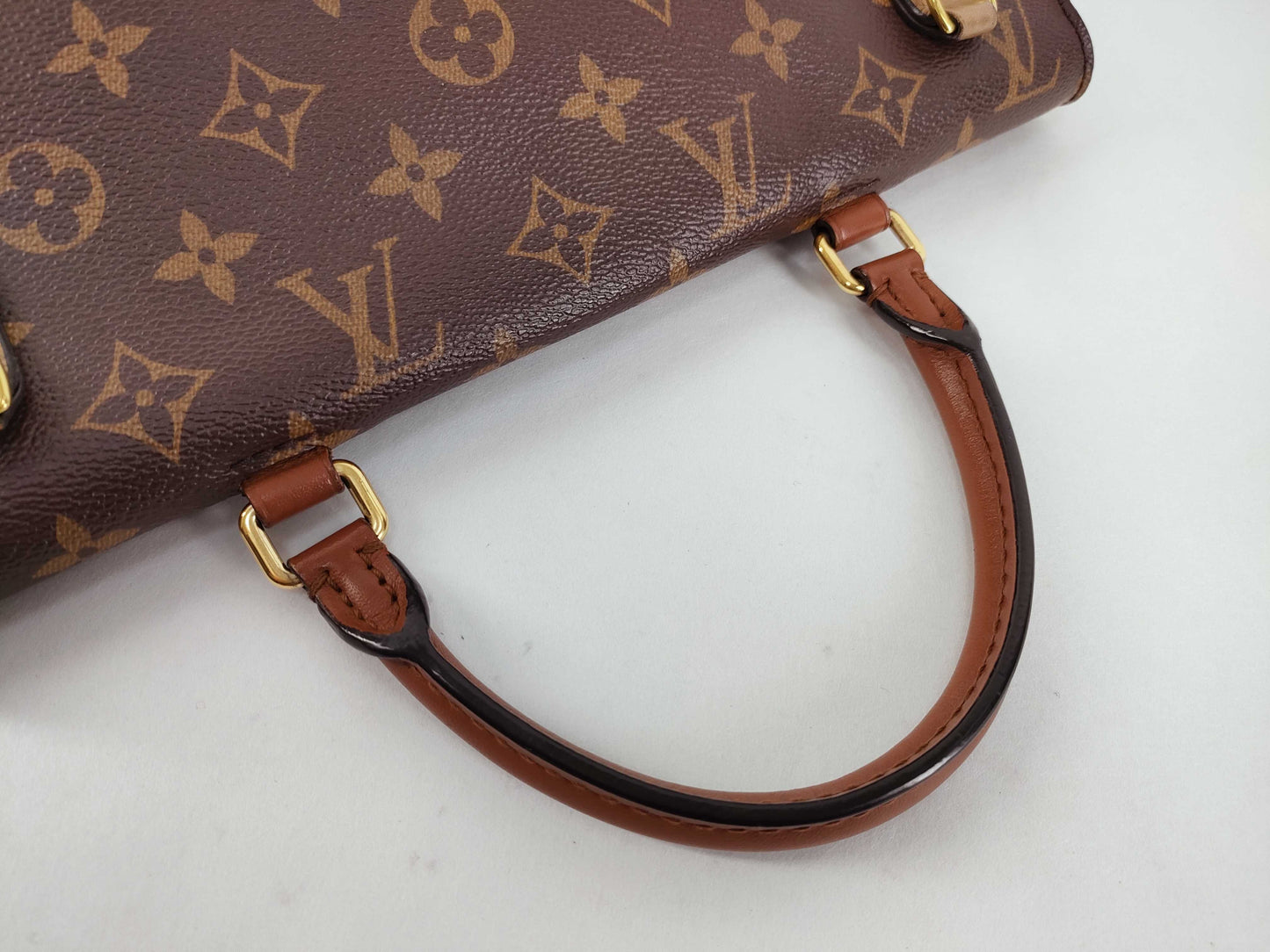 LOUIS VUITTON AR2189 Monogram Louis Vuitton Message Shoulder Bag Handbag