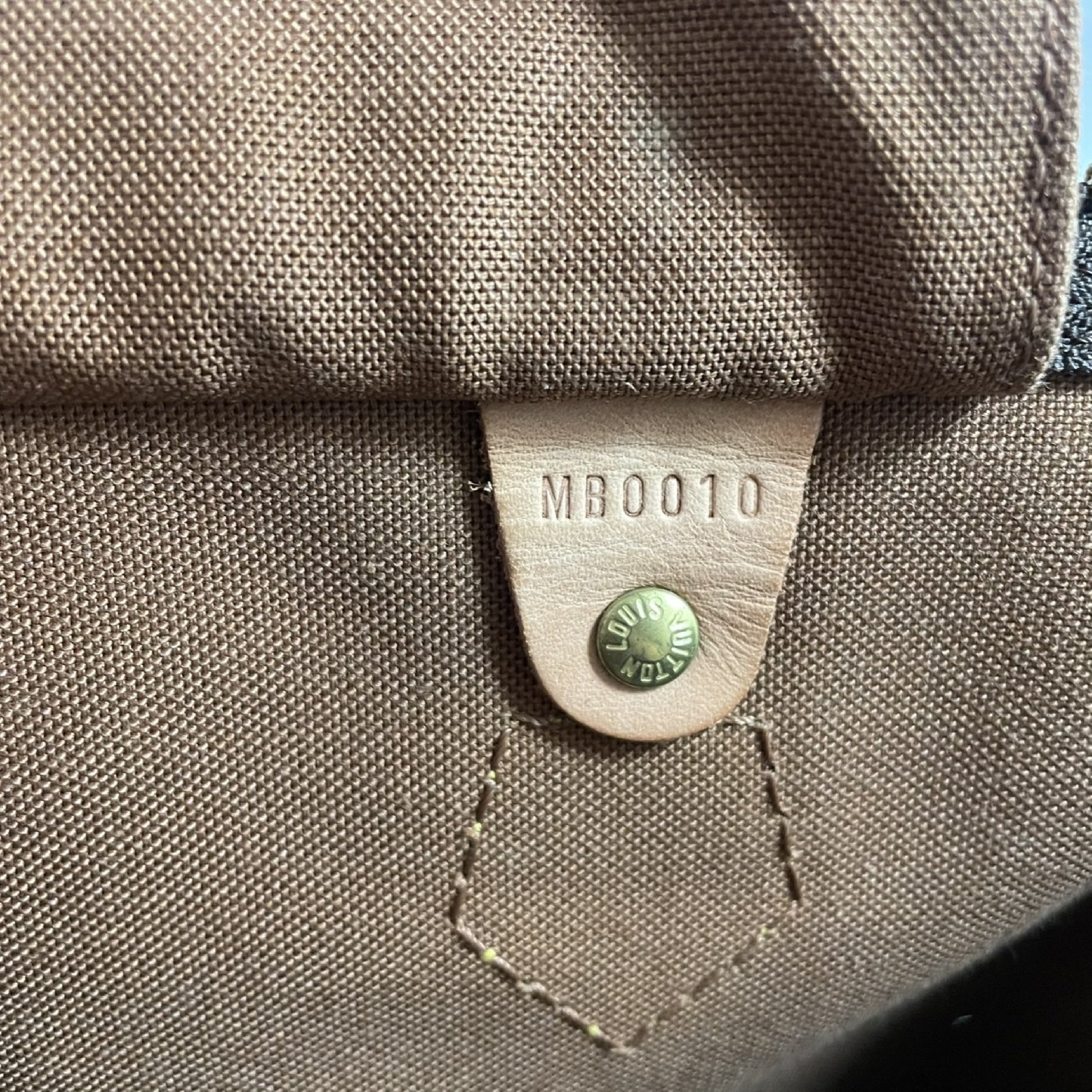 LOUIS VUITTON Speedy 35 Handbag