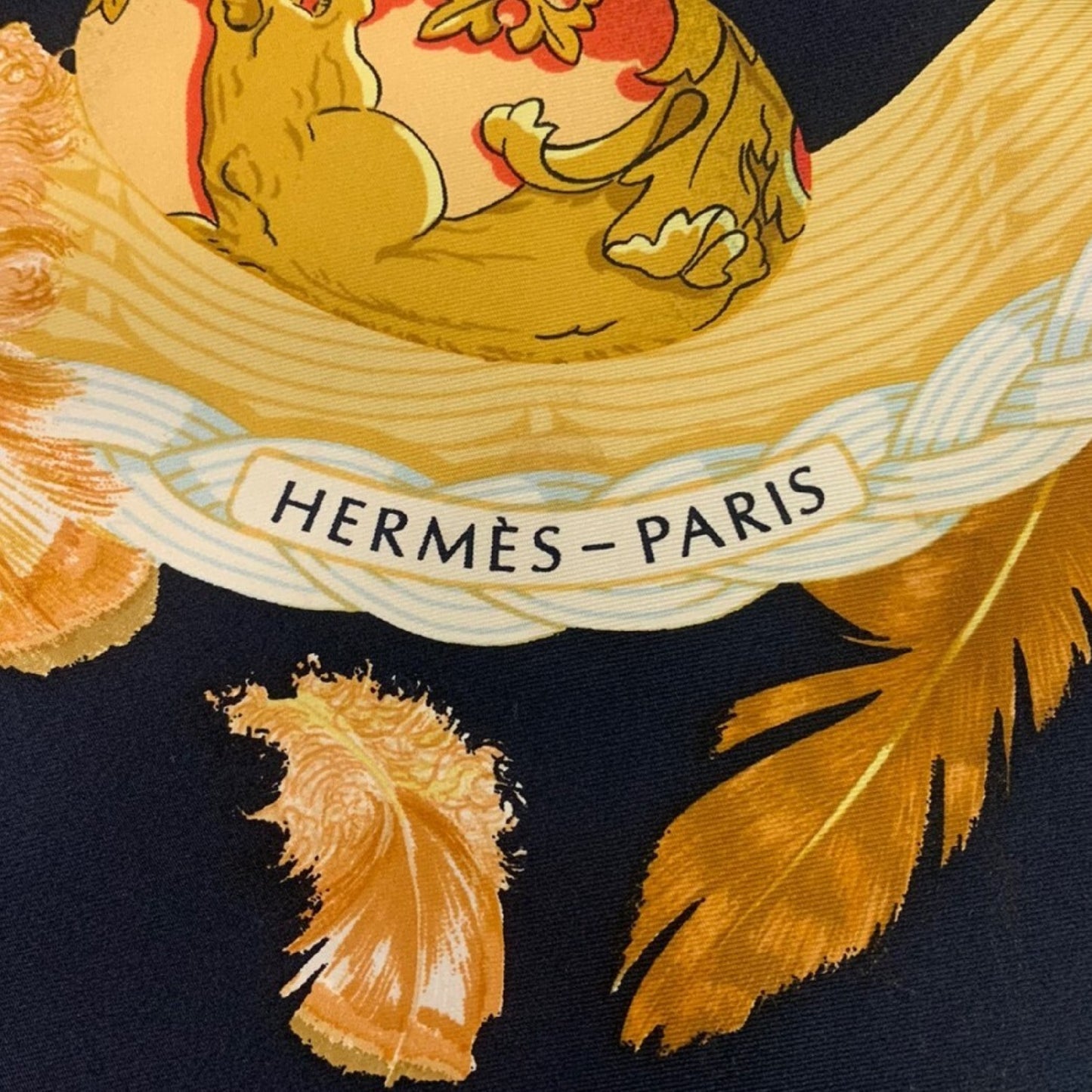 HERMES Hermes Egg Carré 90 Scarf