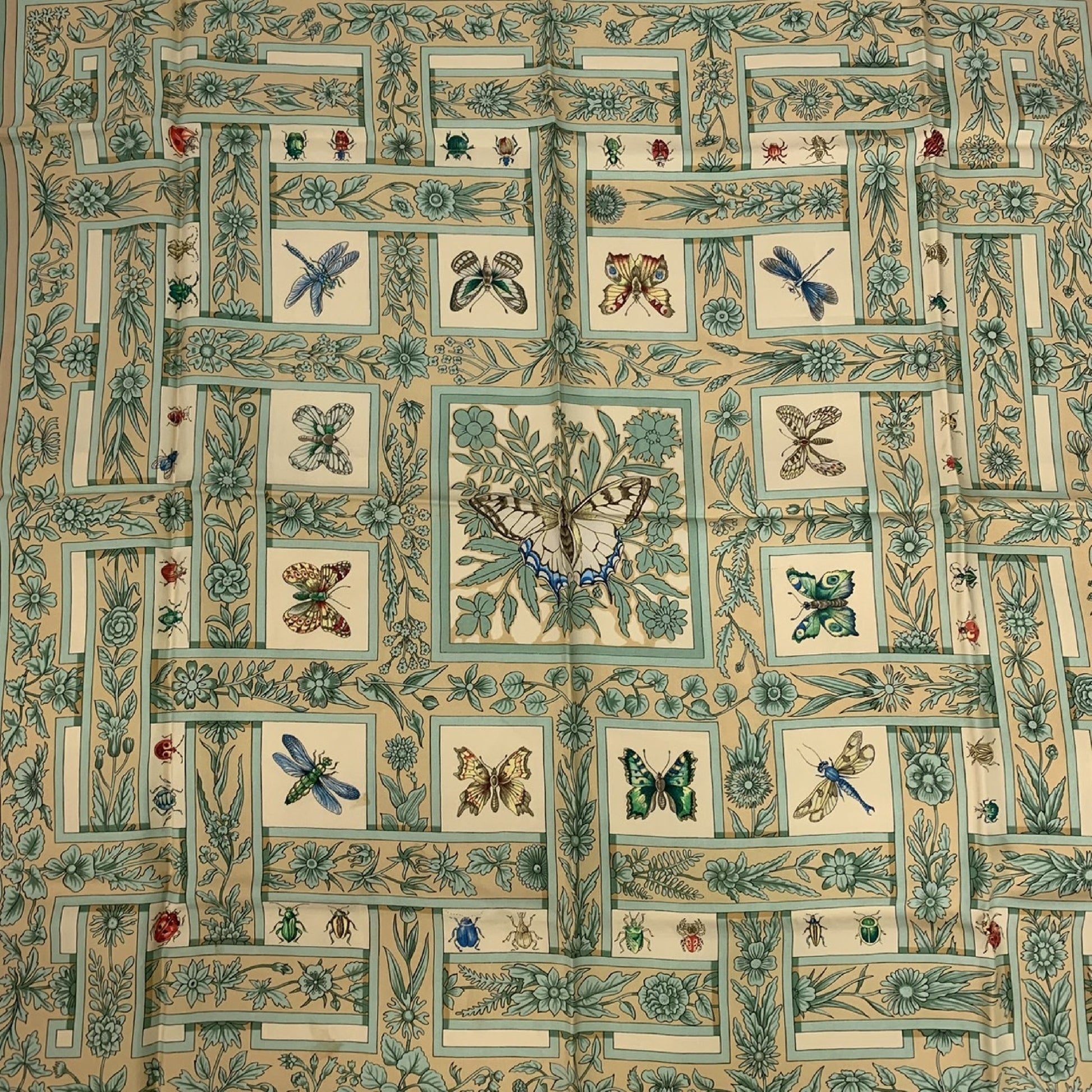 HERMES Summer Jewelry Scarf