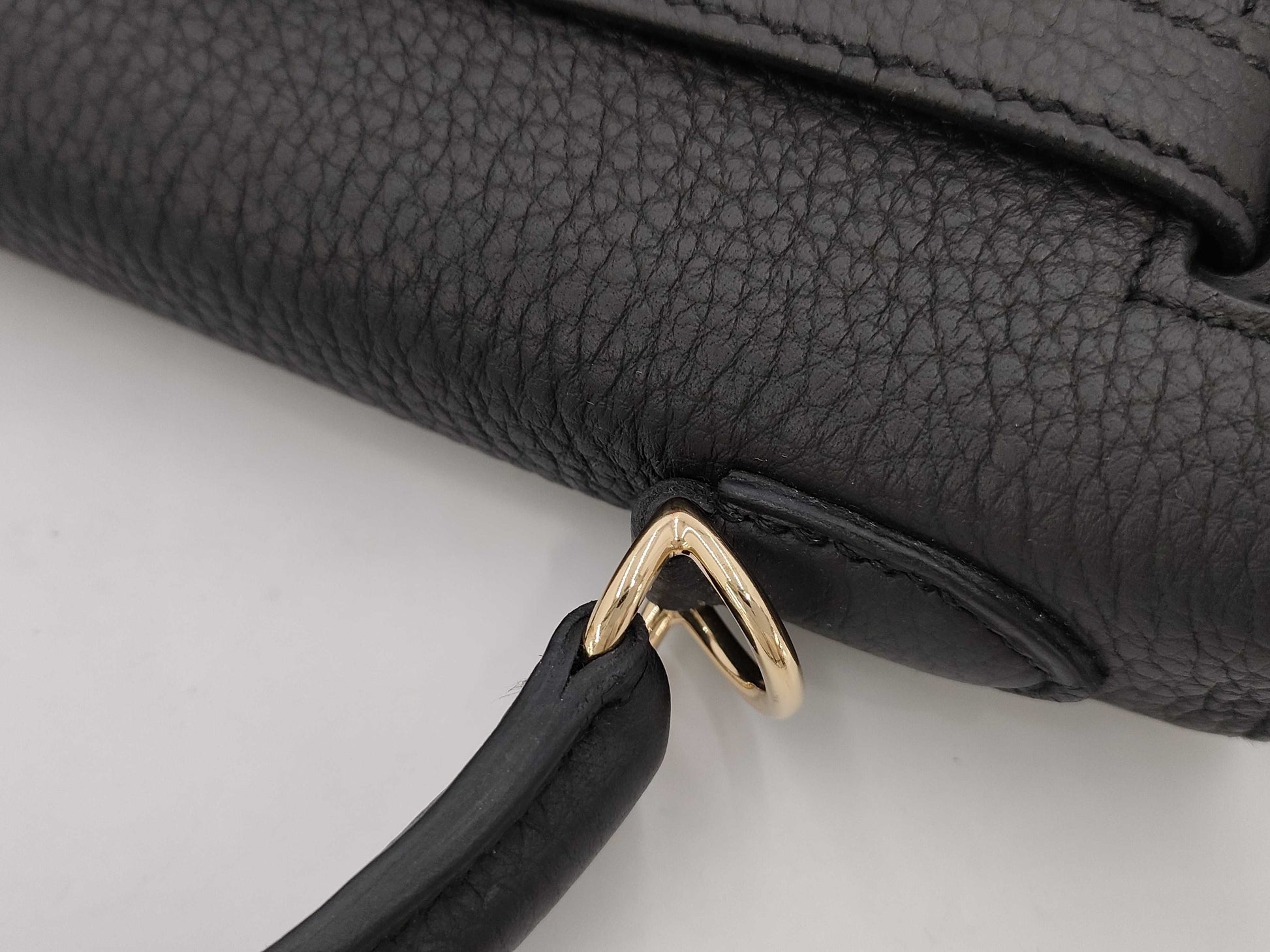 HERMES Kelly 25 Togo Black Handbag with GD Hardware and Double Stamp