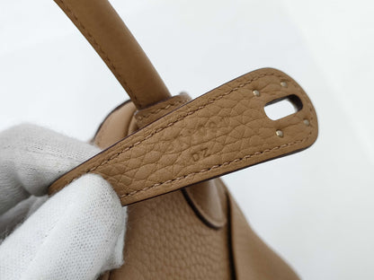 HERMES Lindy 26 Handbag in Taurillon Brown with Silver Hardware 
