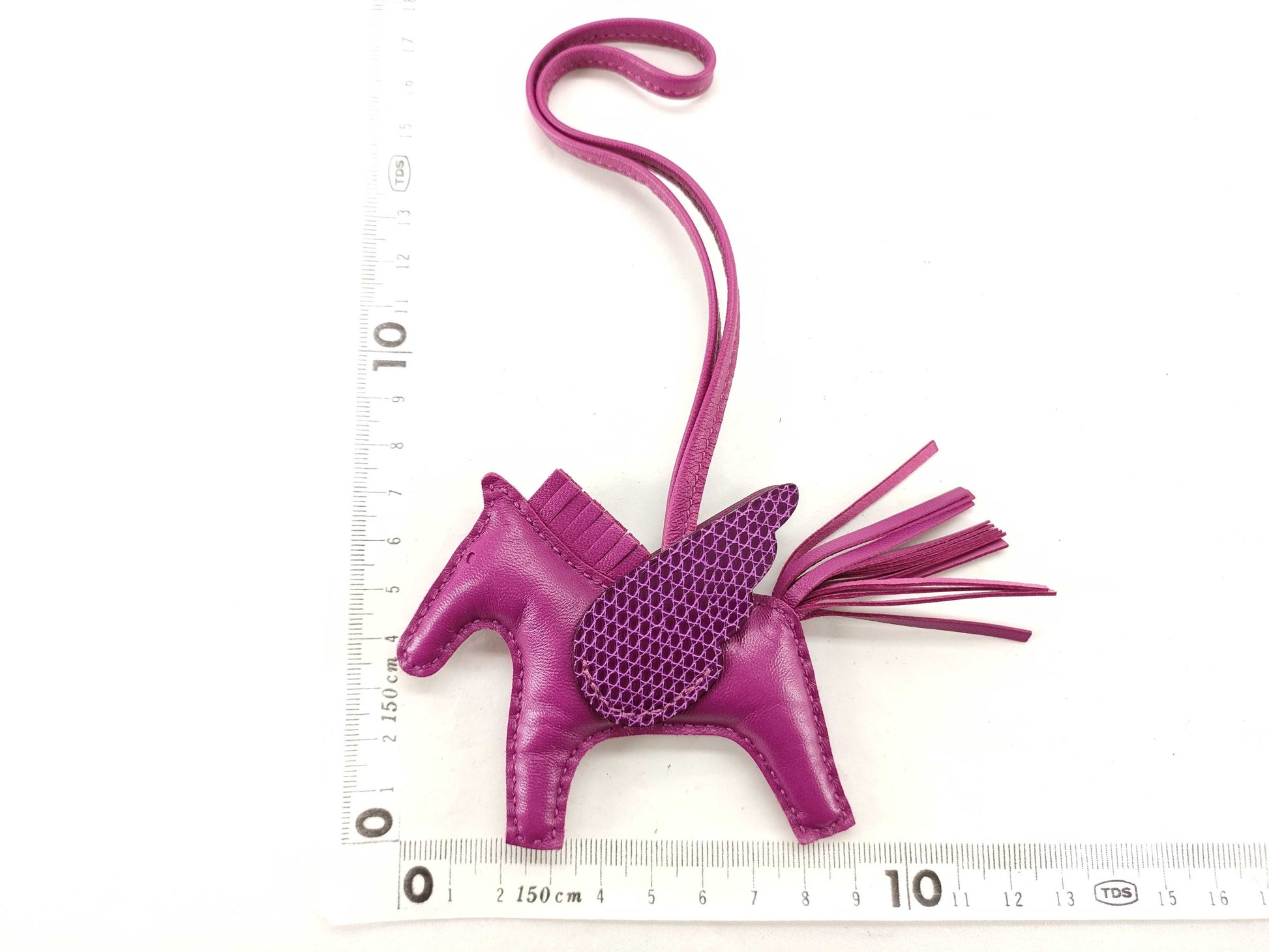 HERMES [Engraved] U Hermes Rodeo Charm Pegasus Touch Lizard Pink Purple U Engraved Charm