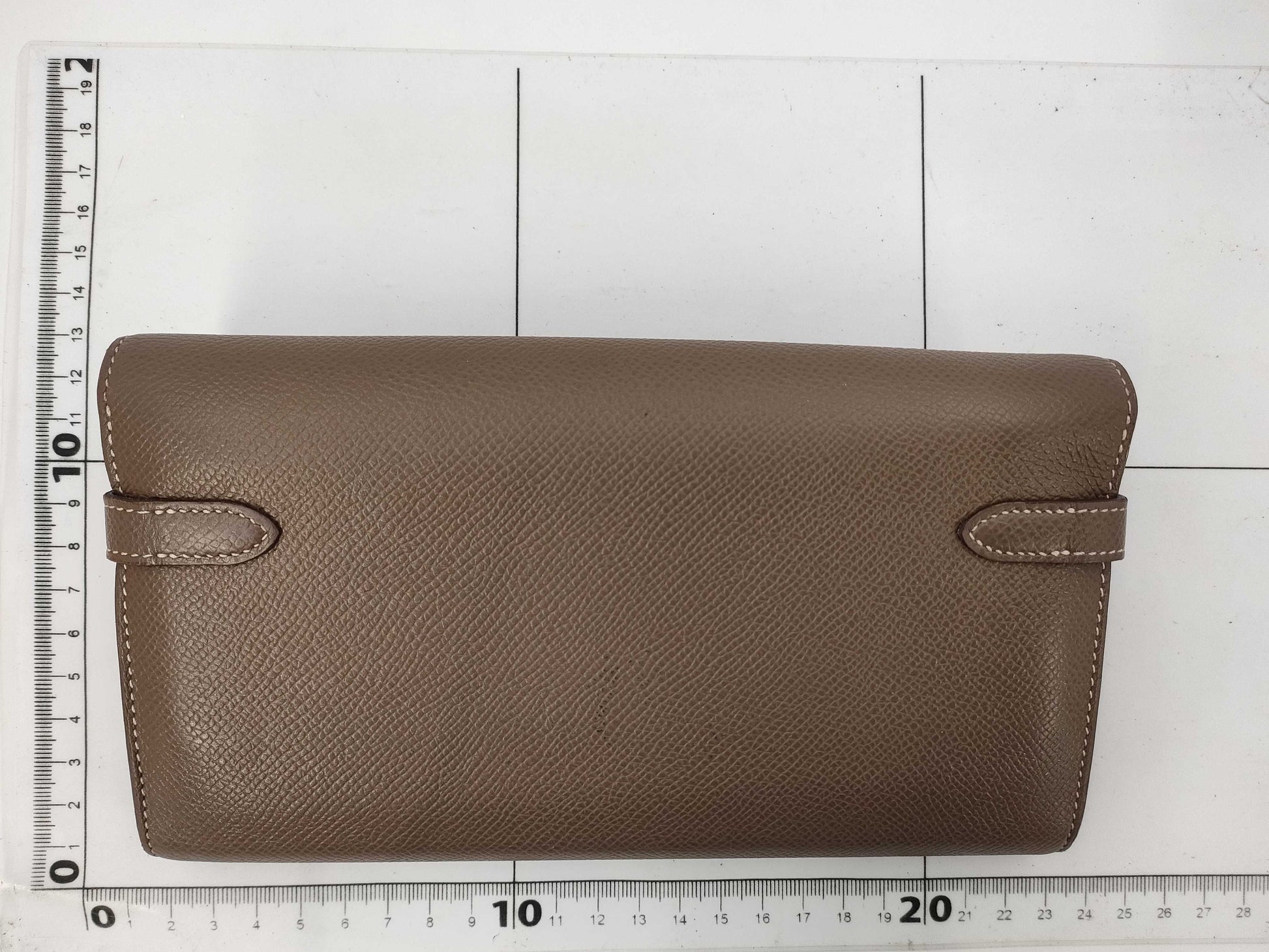 HERMES Kelly Wallet Long Etoupe Gold Hardware C Stamp Wallet