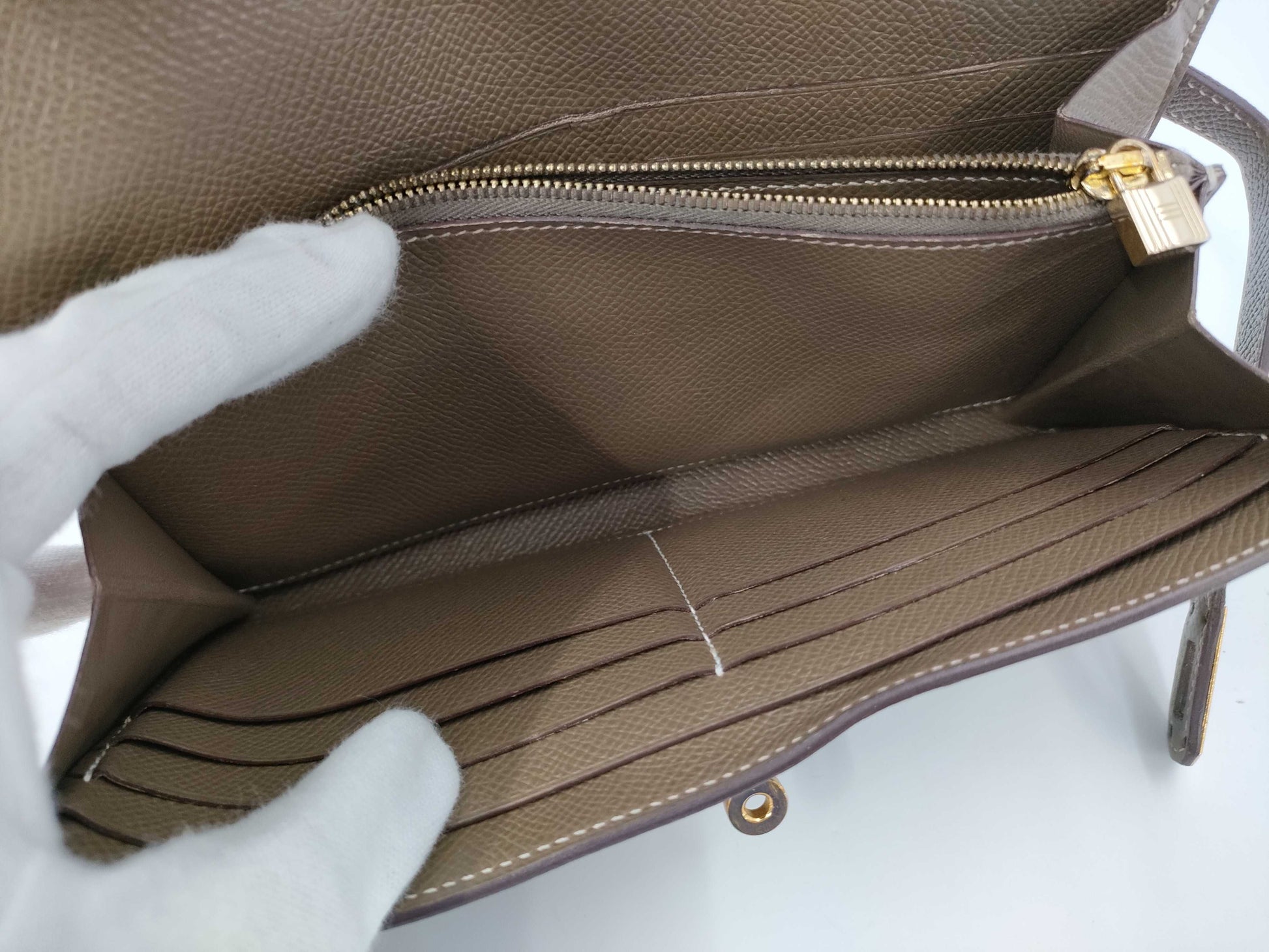 HERMES Kelly Wallet Long Etoupe Gold Hardware C Stamp Wallet