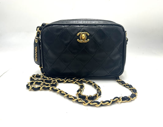CHANEL Matelasse Turnlock Chain Bag