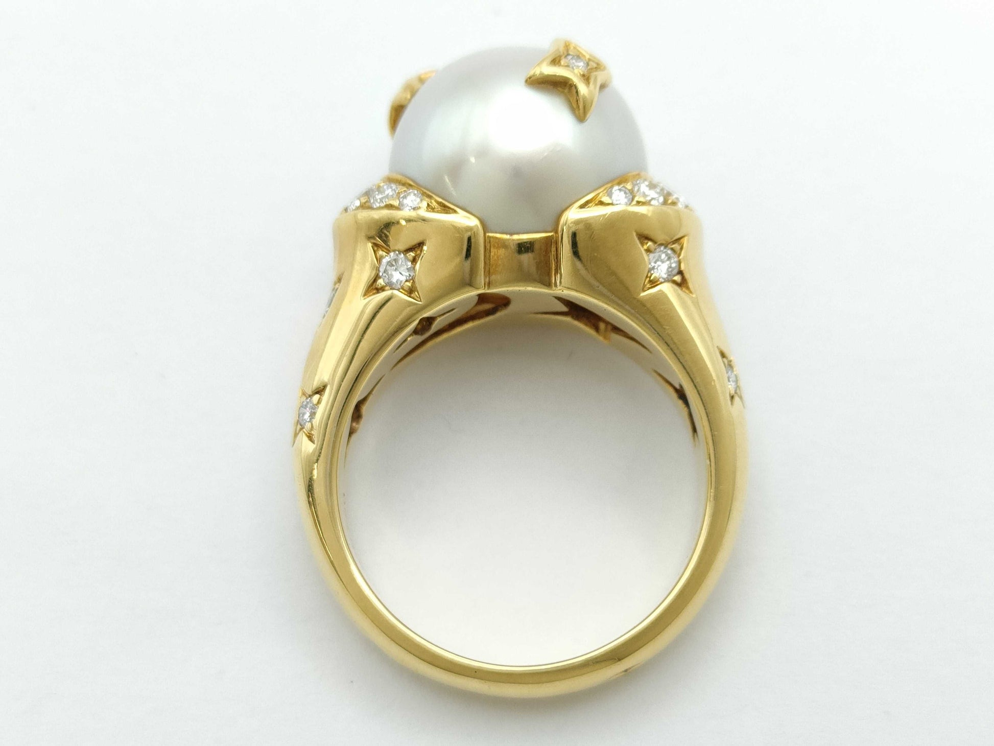 CHANEL Comet Pearl and Diamond Ring, Yellow Gold 750, 11.8g 