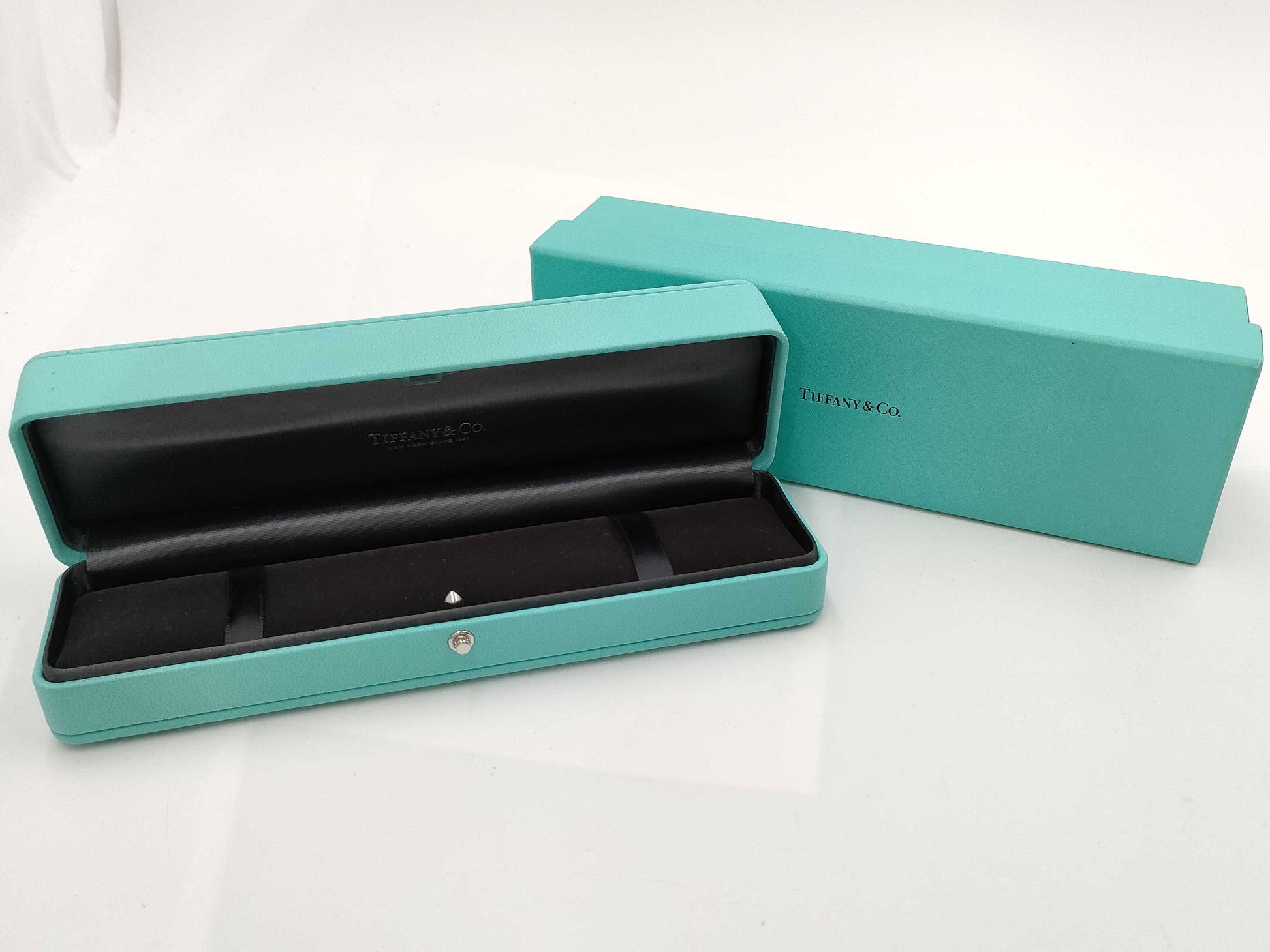 Tiffany & Co. Hardware Microlink YG Au750 10.2g Bracelet/Bangle 