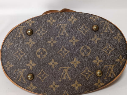 LOUIS VUITTON Monogram Louis Vuitton Bucket Shoulder Bag