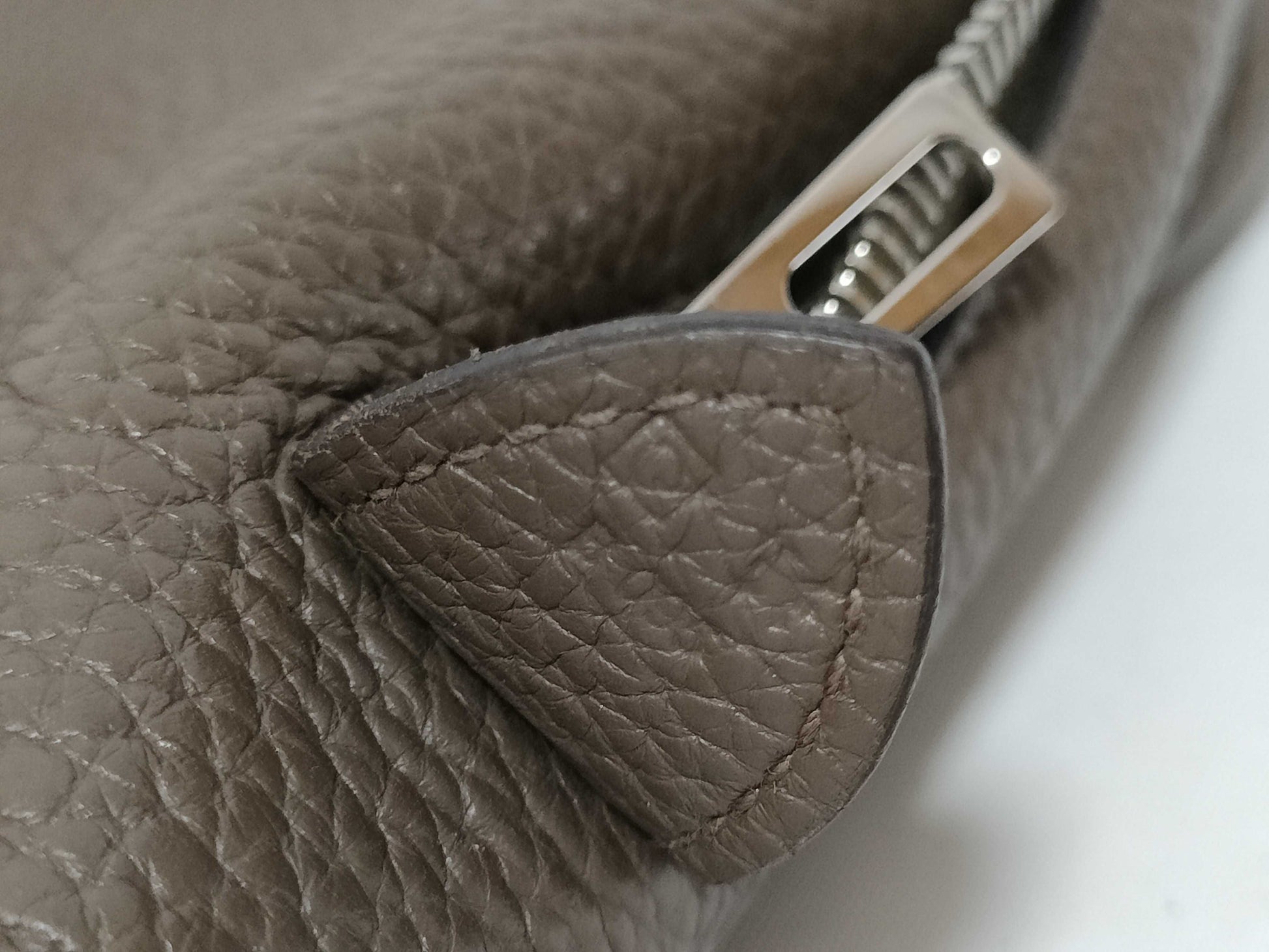 HERMES Victoria 35 Etoupe Silver Hardware Handbag