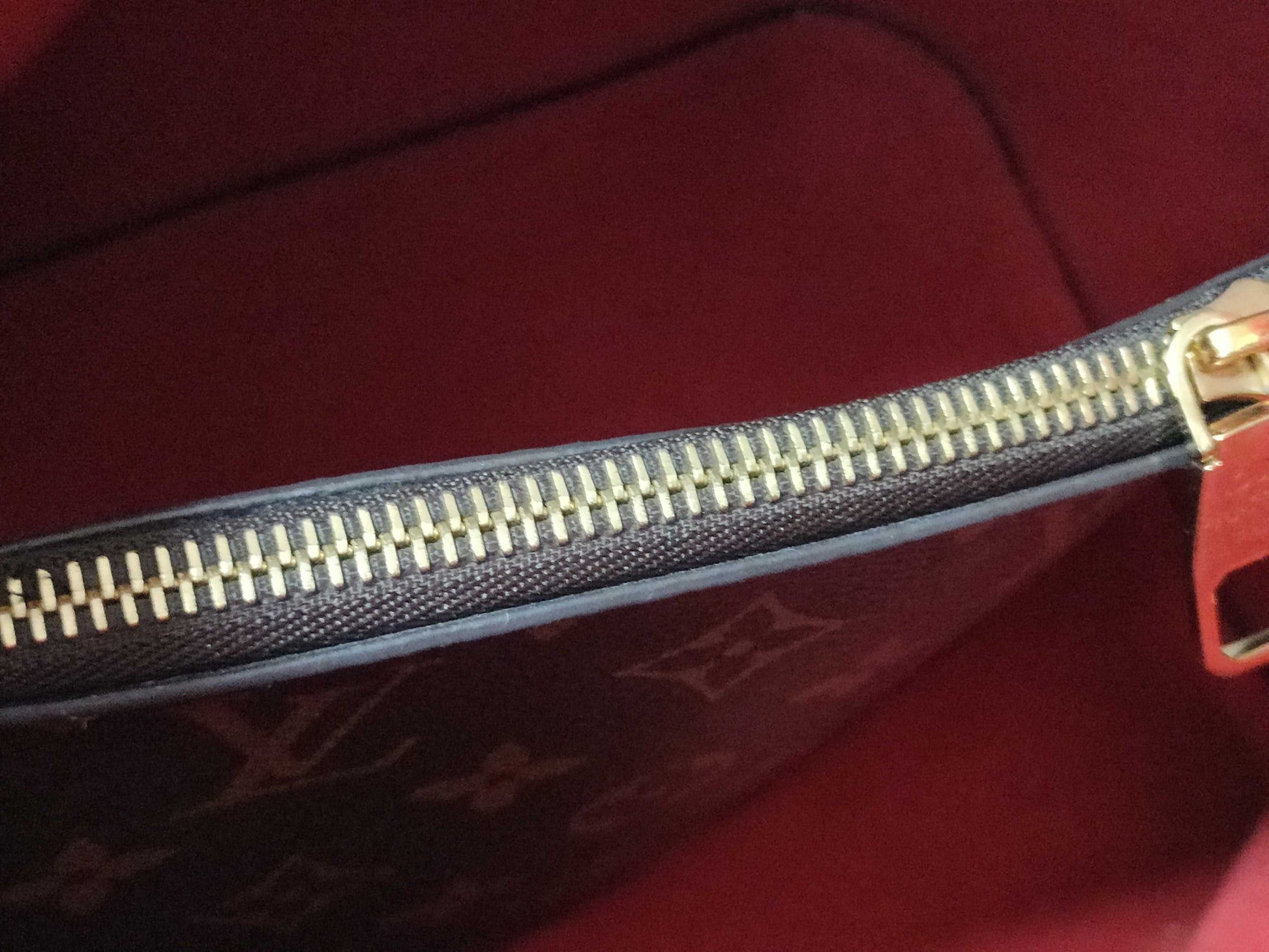 LOUIS VUITTON Monogram LV NeoNoe Cocorico M44021 Shoulder Bag